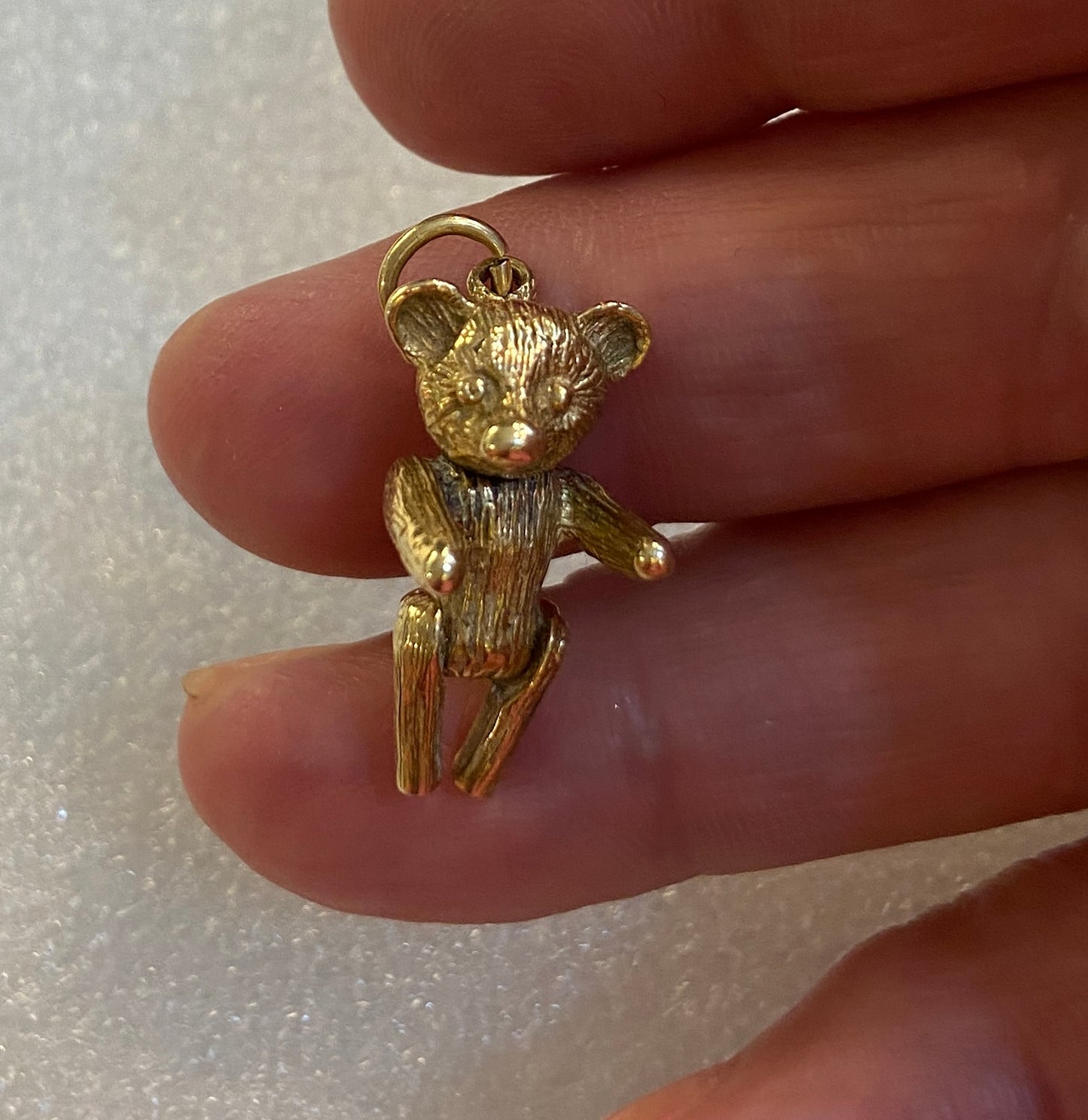 9ct vintage teddy bear charm 6.3g