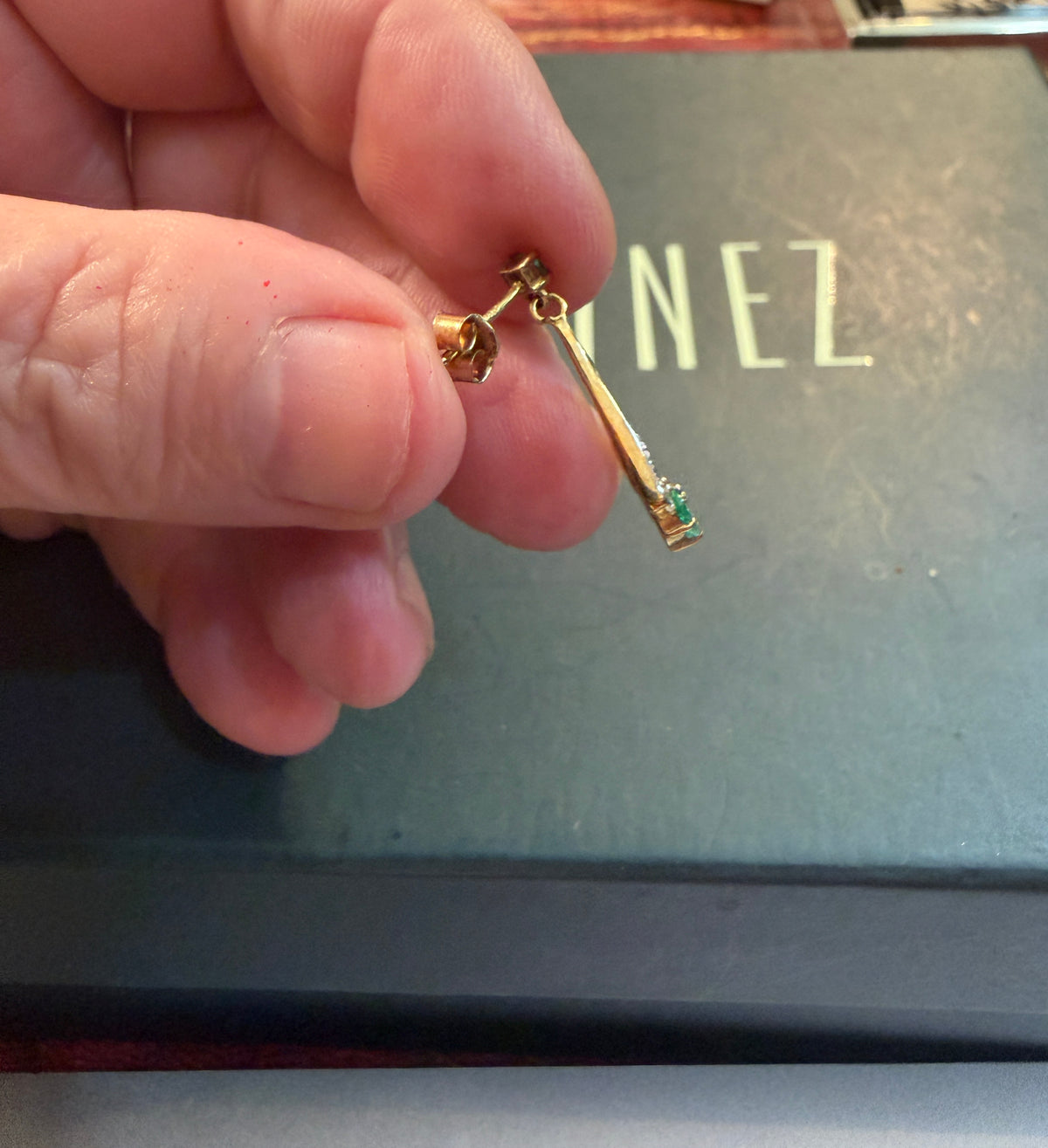 9ct vintage emerald drop earrings circa 1970 London,  1.7g