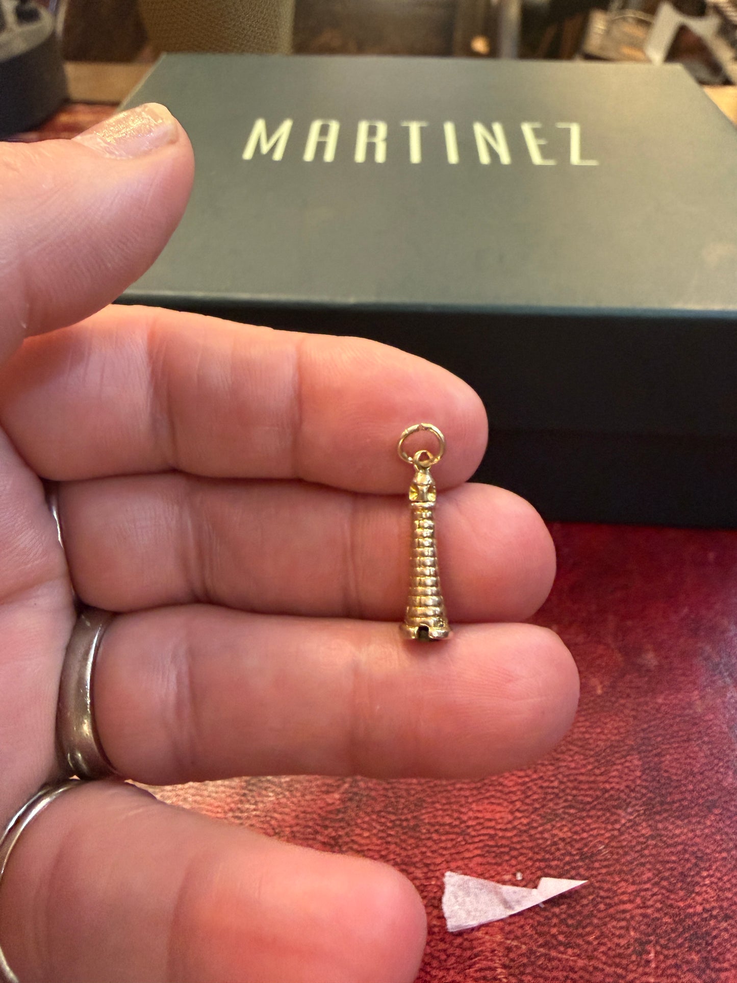 9ct vintage lighthouse charm with rotating feral. circa 1958 by FM 1.4g