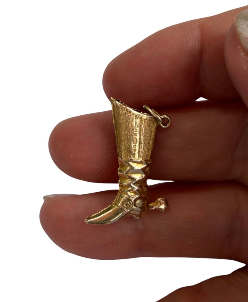 9ct vintasge boot charm, circa 1977 London by FM 1.1g