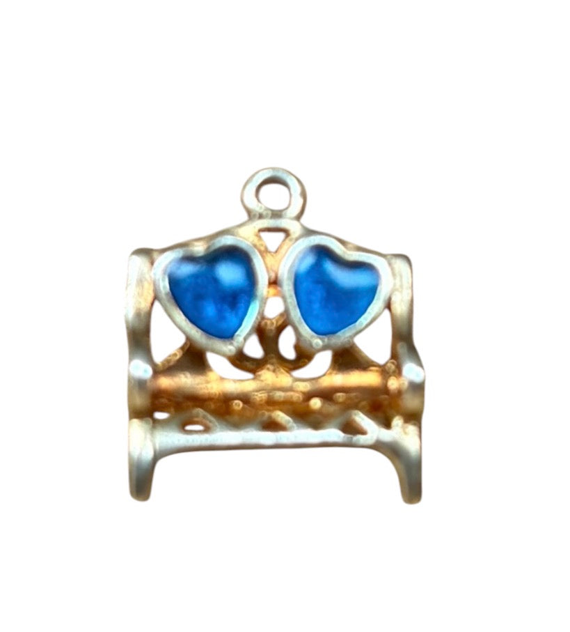 9ct vintage bench charm with tow hearts. circa 1977 1.89g by RP