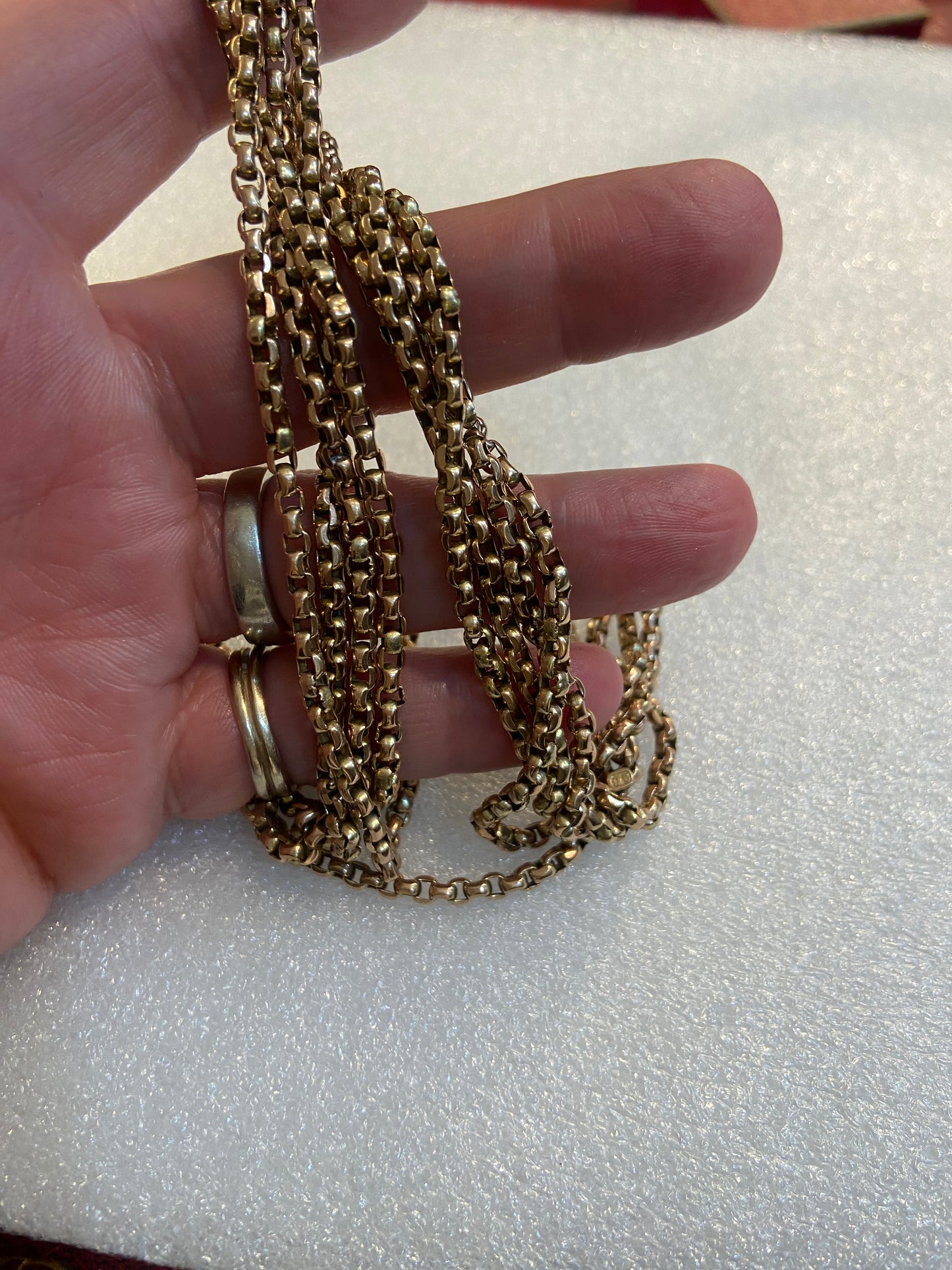 9ct victorian long guard chain. 70 inches long 178 cm 39.1g