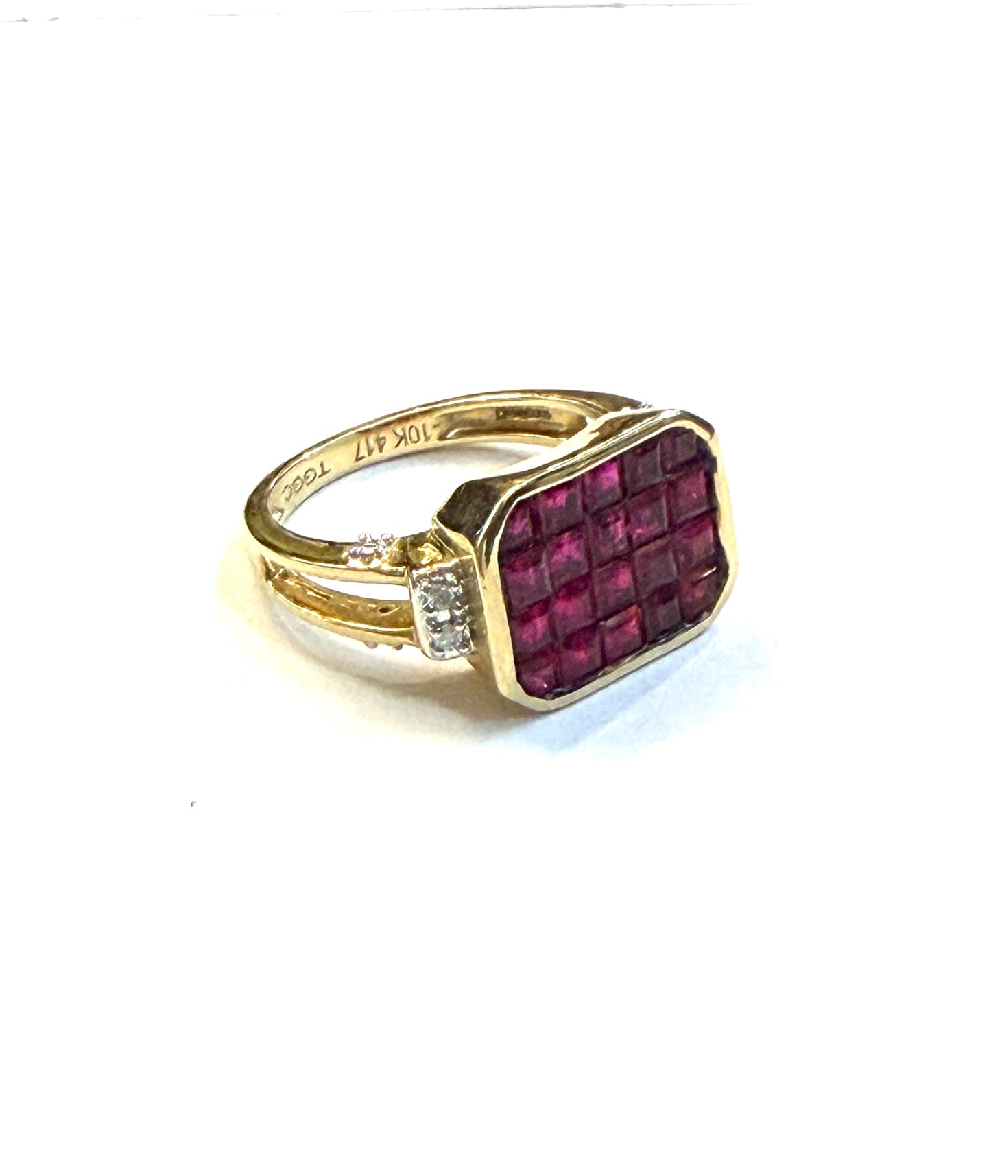 9ct pre owned ruby and diamond ring size L 1/2
