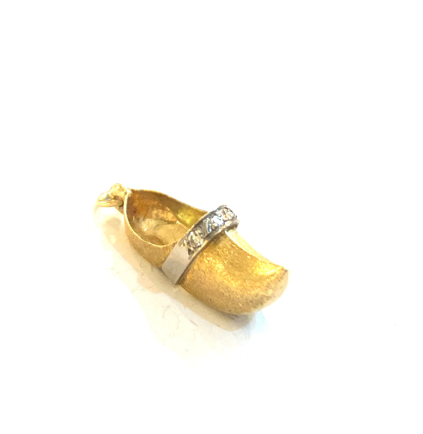 14ct 585 clog charm with diamonds