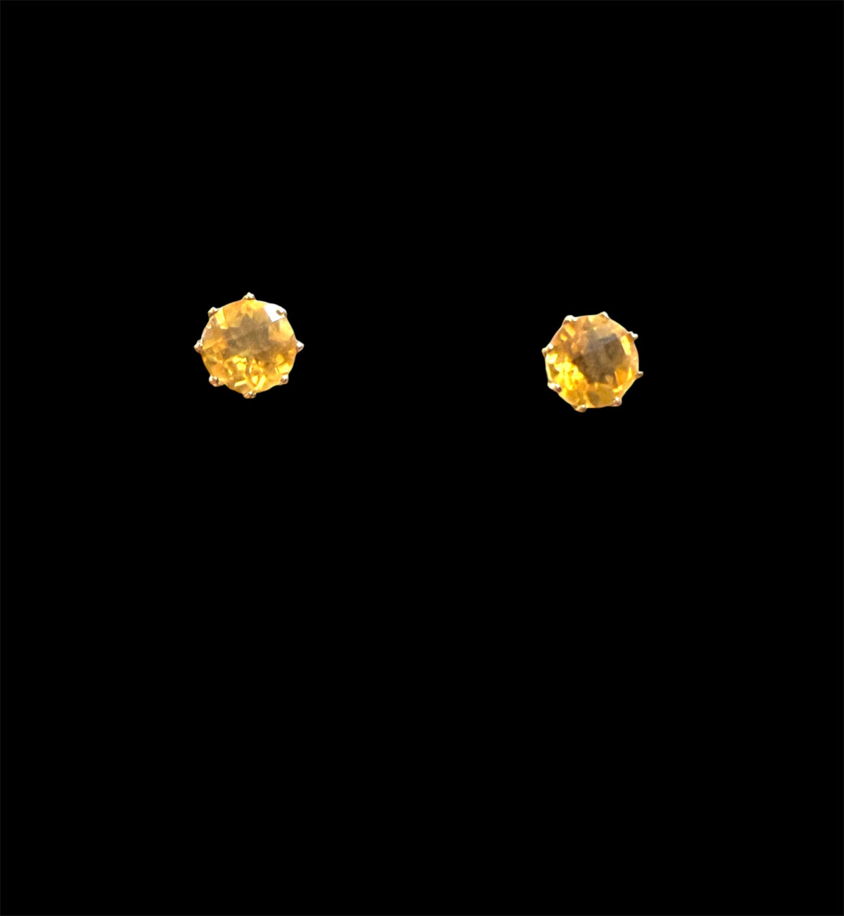 9ct vintage citrine stud earring, 2.0ct each (4.0ct in total )