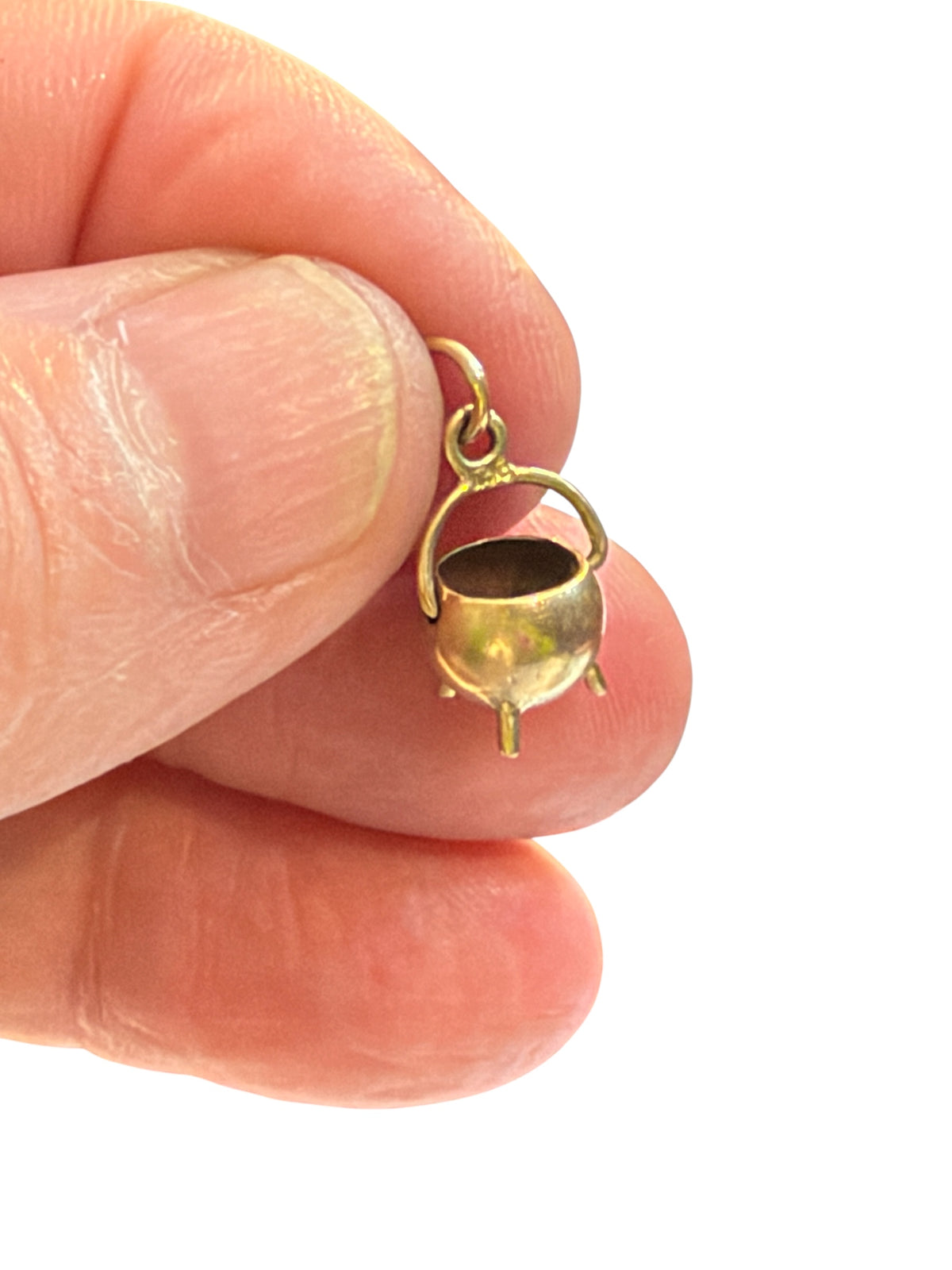 9ct vintage cauldron charm. 0.74 g small charms
