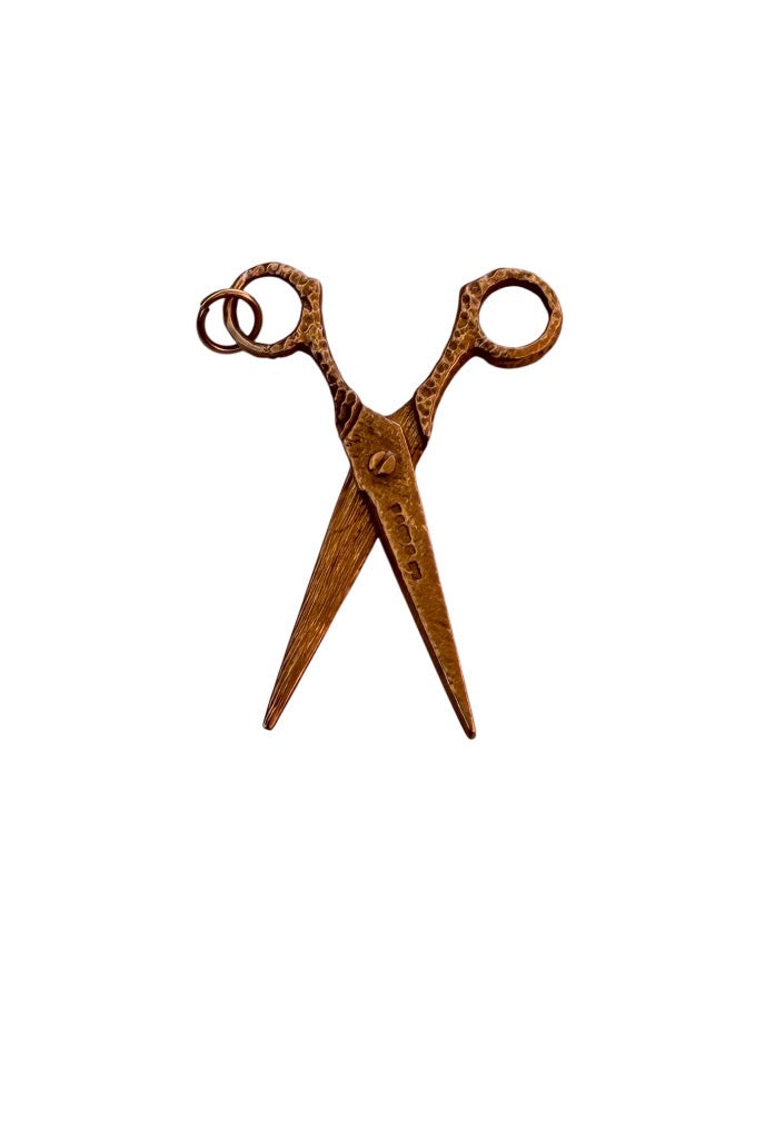9ct vintage scissor pendant / charm Large circa 1977 2.95g