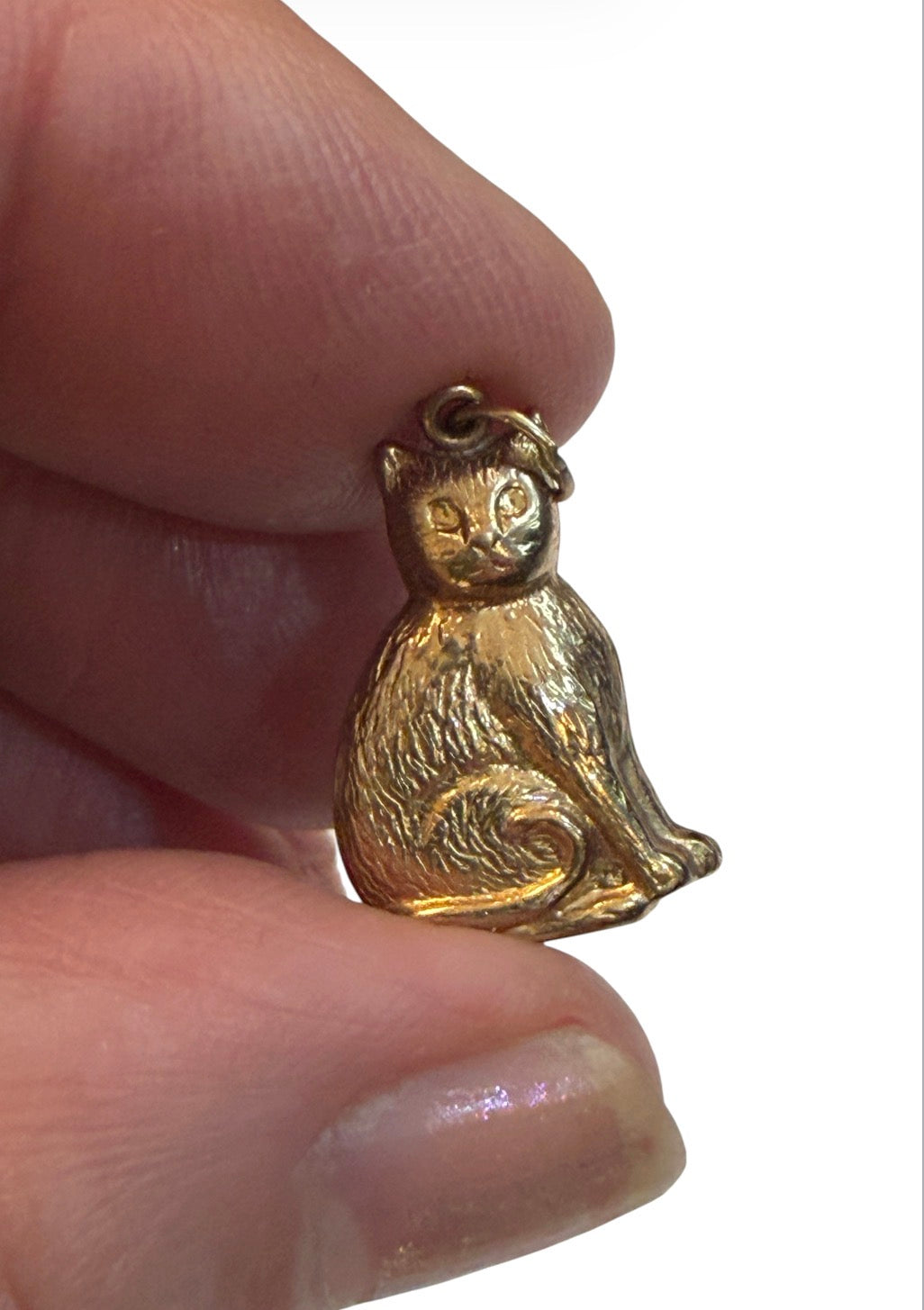 9ct vintage cat charm, sitting cat, hollow 0.83g