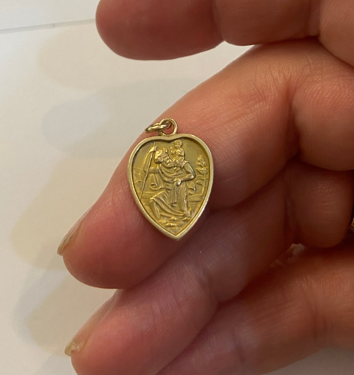 9CT VINTAGE ST CHRISTOPHER CHARM , HEART SHAPE CIRCA 1964 1.5G