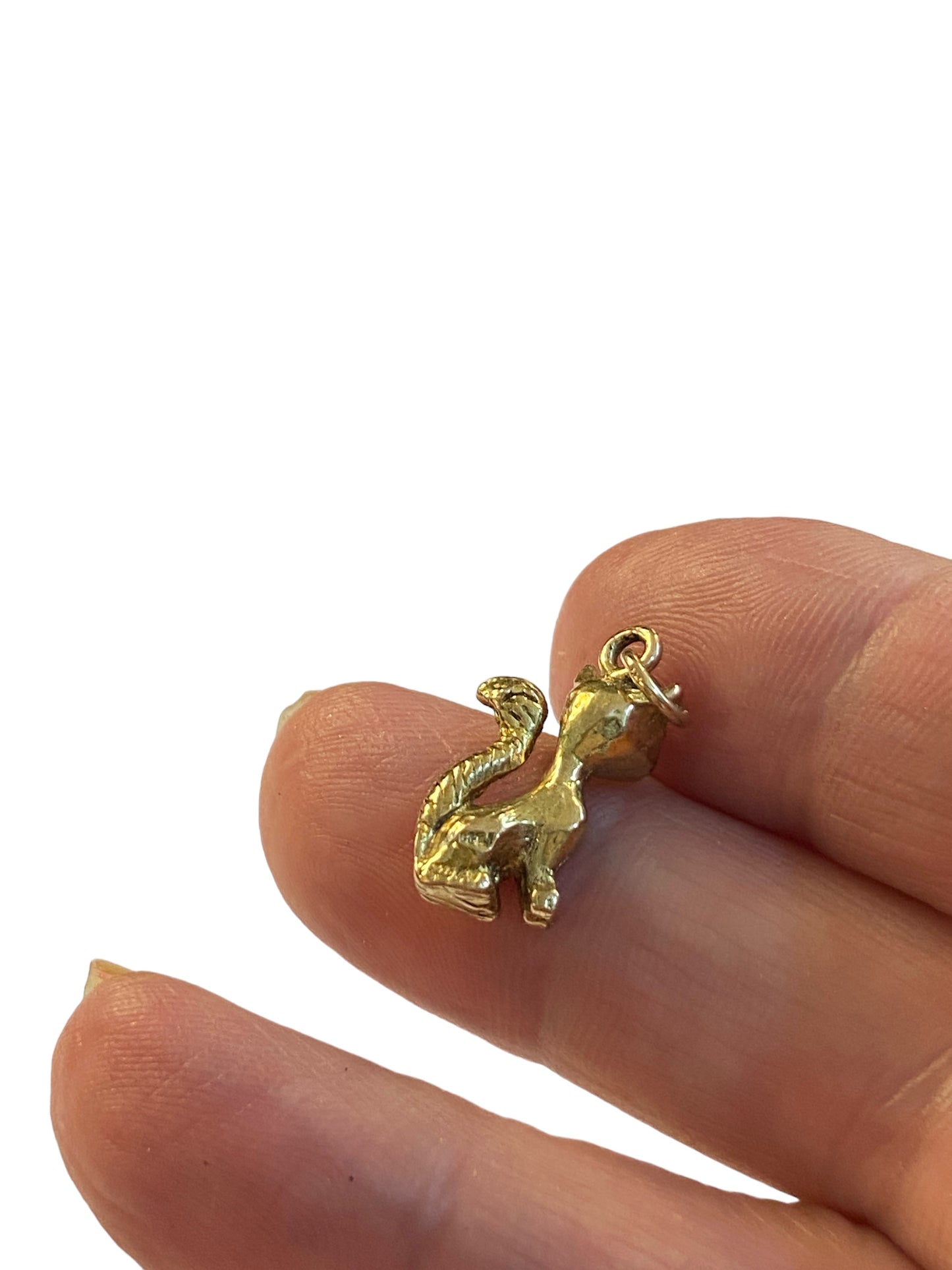 9ct vintage cat charm circa 1965