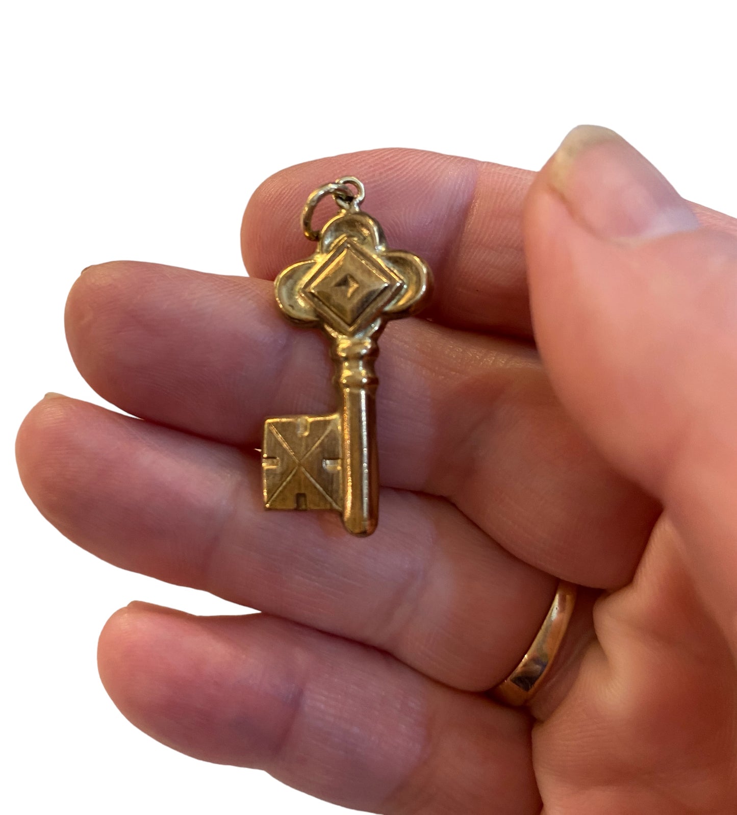 9ct vintage large key charm / pendant