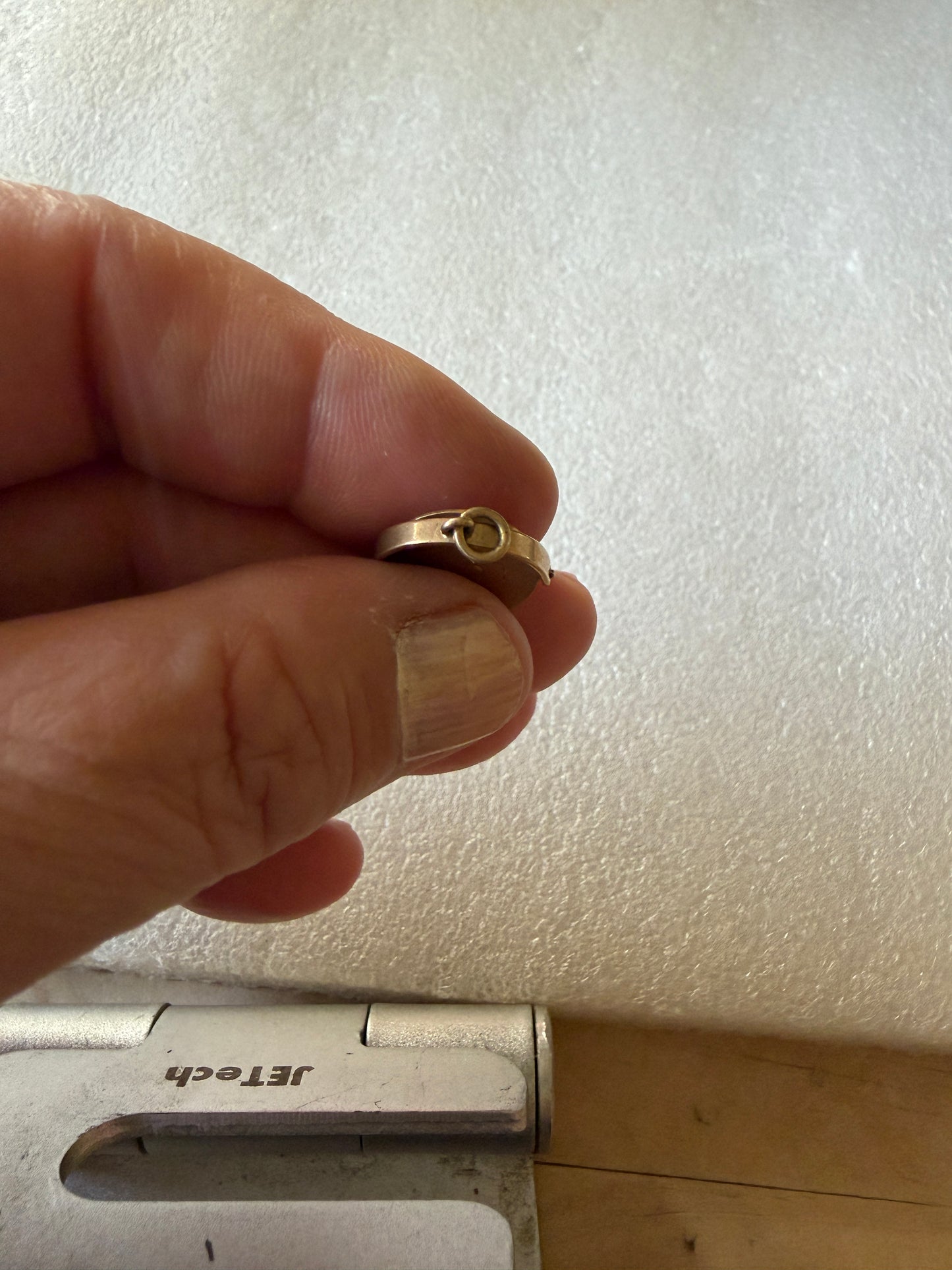 9ct vintage ' i love you spinner ' charm / pendant circa 1963 by WJP, 1.14g