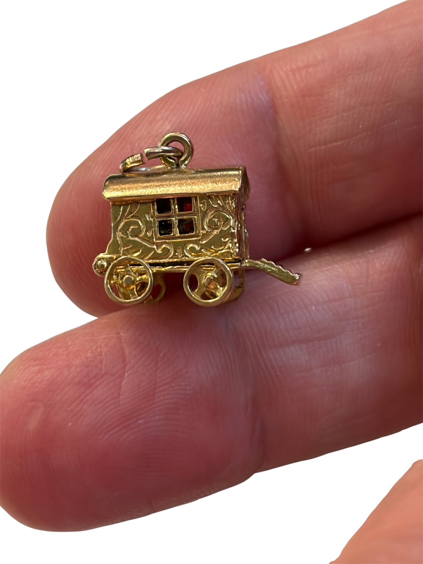 9ct vintage gypsy caravan charm circa 1970 by FM 3.47g