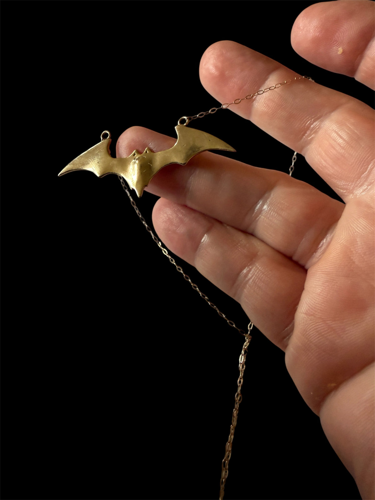 9ct pre owned bat necklace circa 2017 4.22g