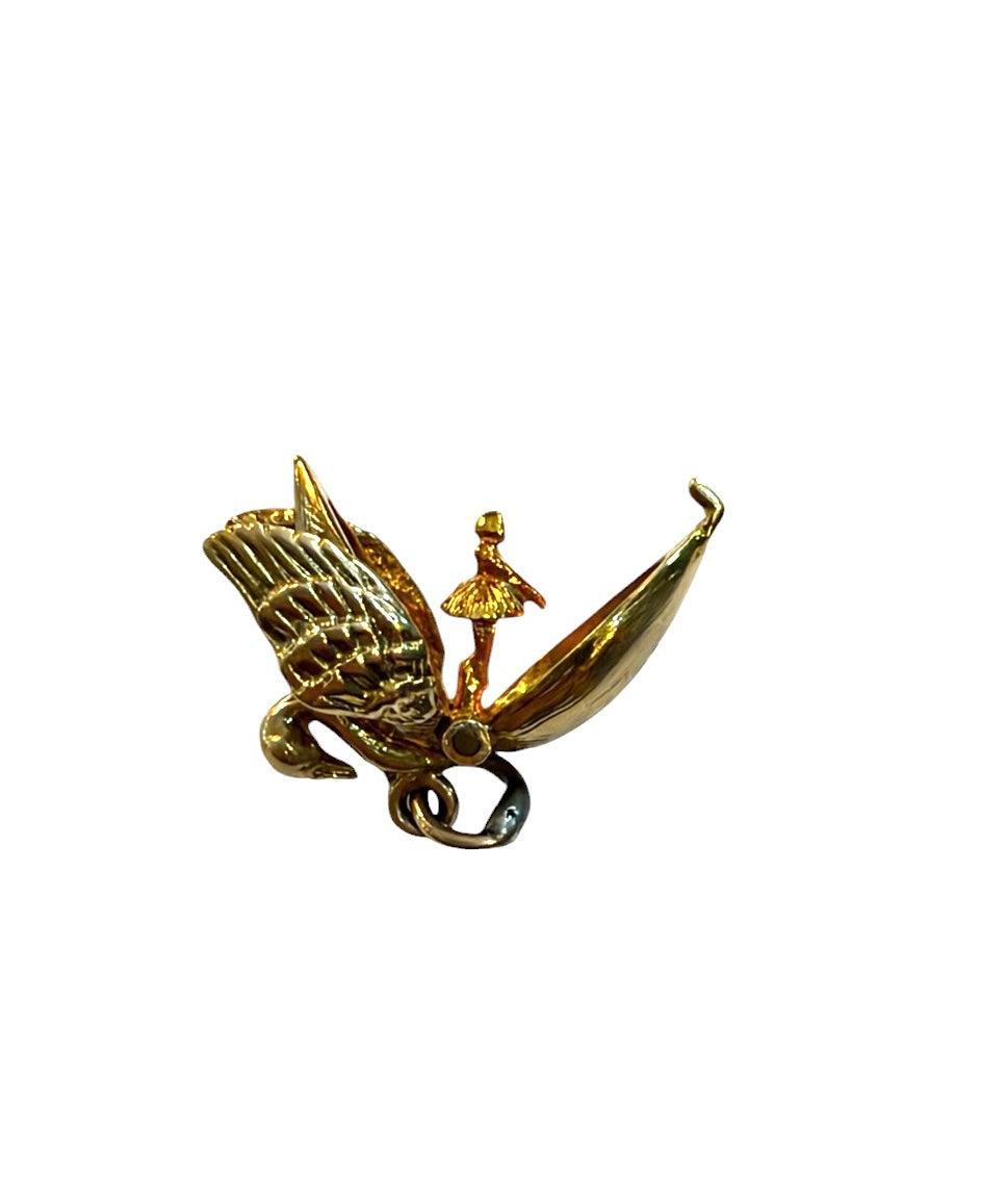 9ct vintage swan char, swan lake by RP. circa 1965-66 2.7g