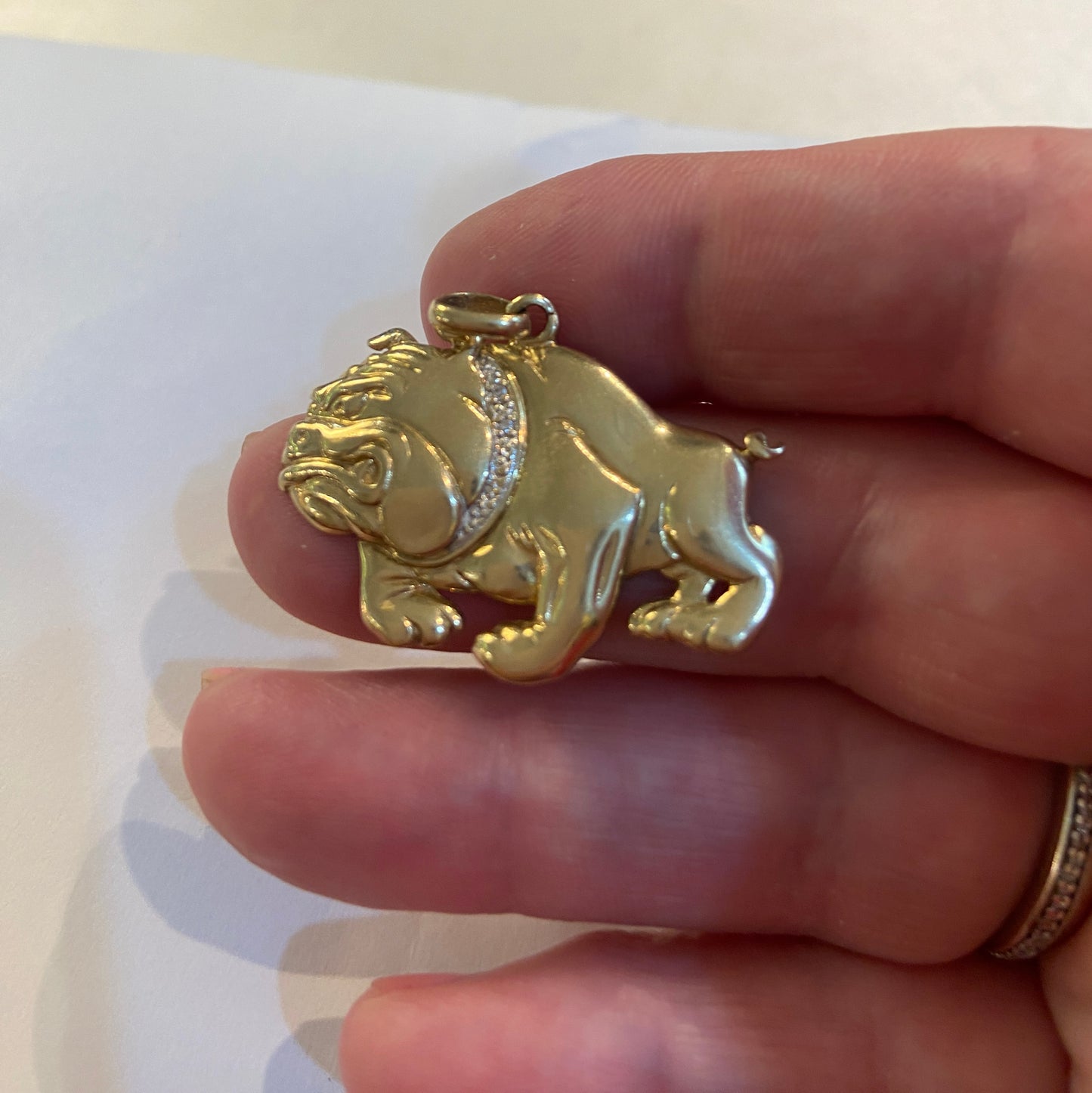 9ct vintage British bulldog charm / pendant with diamond ring