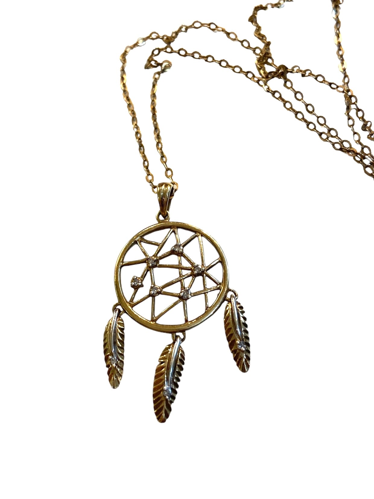 9ct vintage dreamcatcher with diamonds and 18 1/2 inch chain