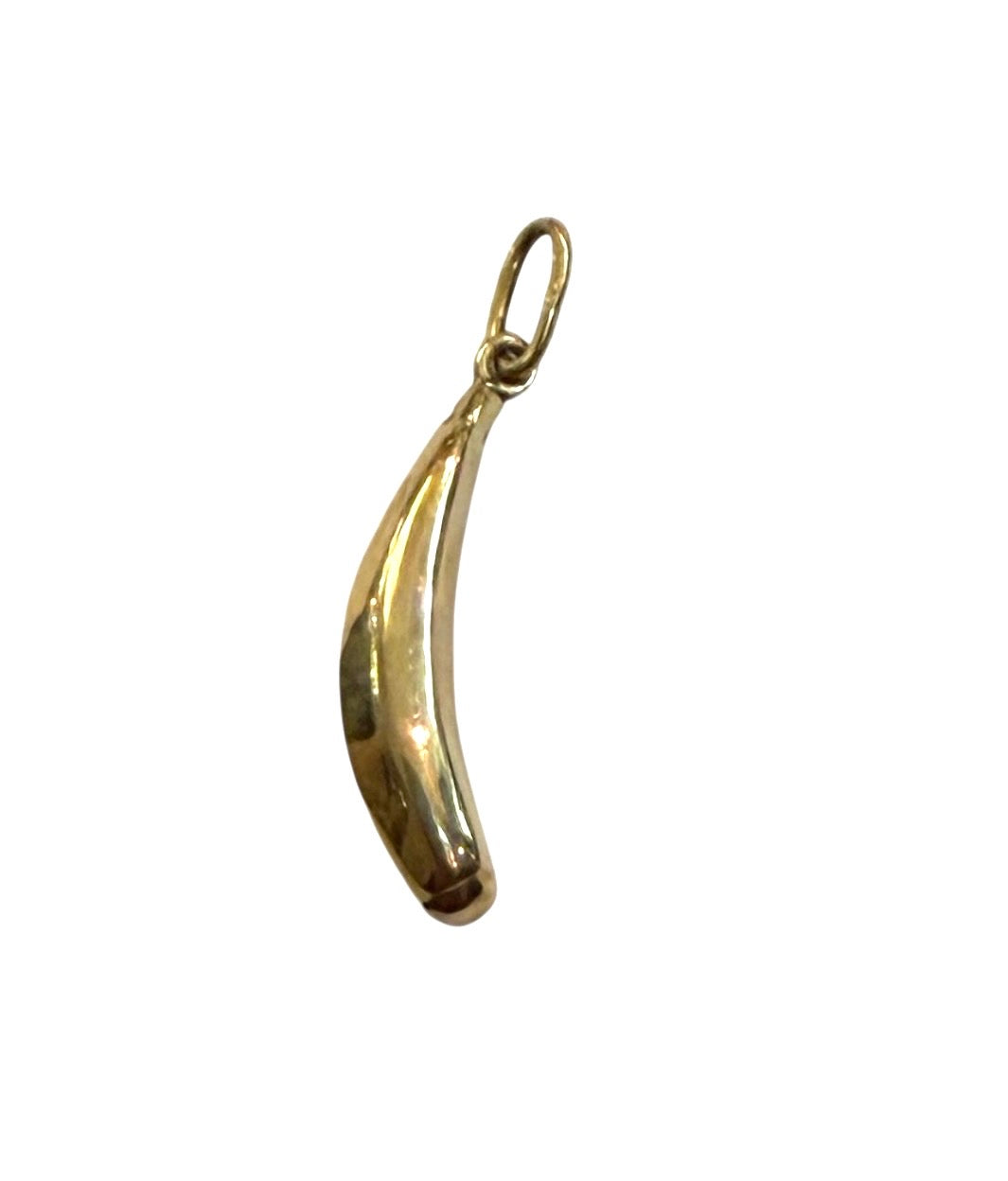 9ct vintage pre owned  banana charm -pendant. hollow