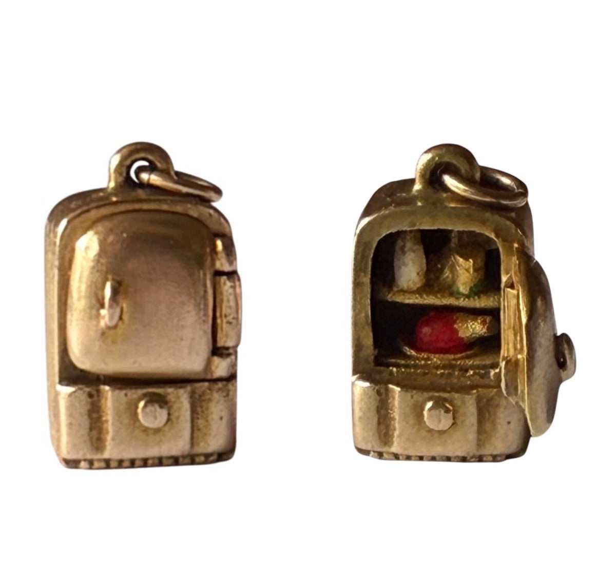 9ct vintage fridge charm / opening fridge charm 2.85