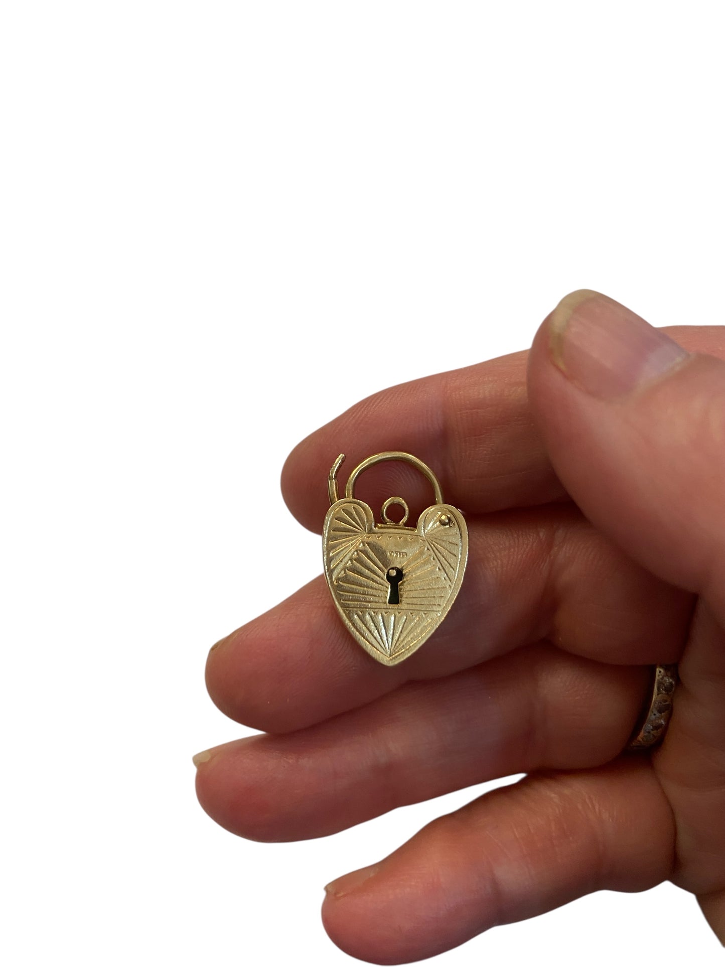 9ct vintage fancy padlock charm / pendant circa 1965 3.6g