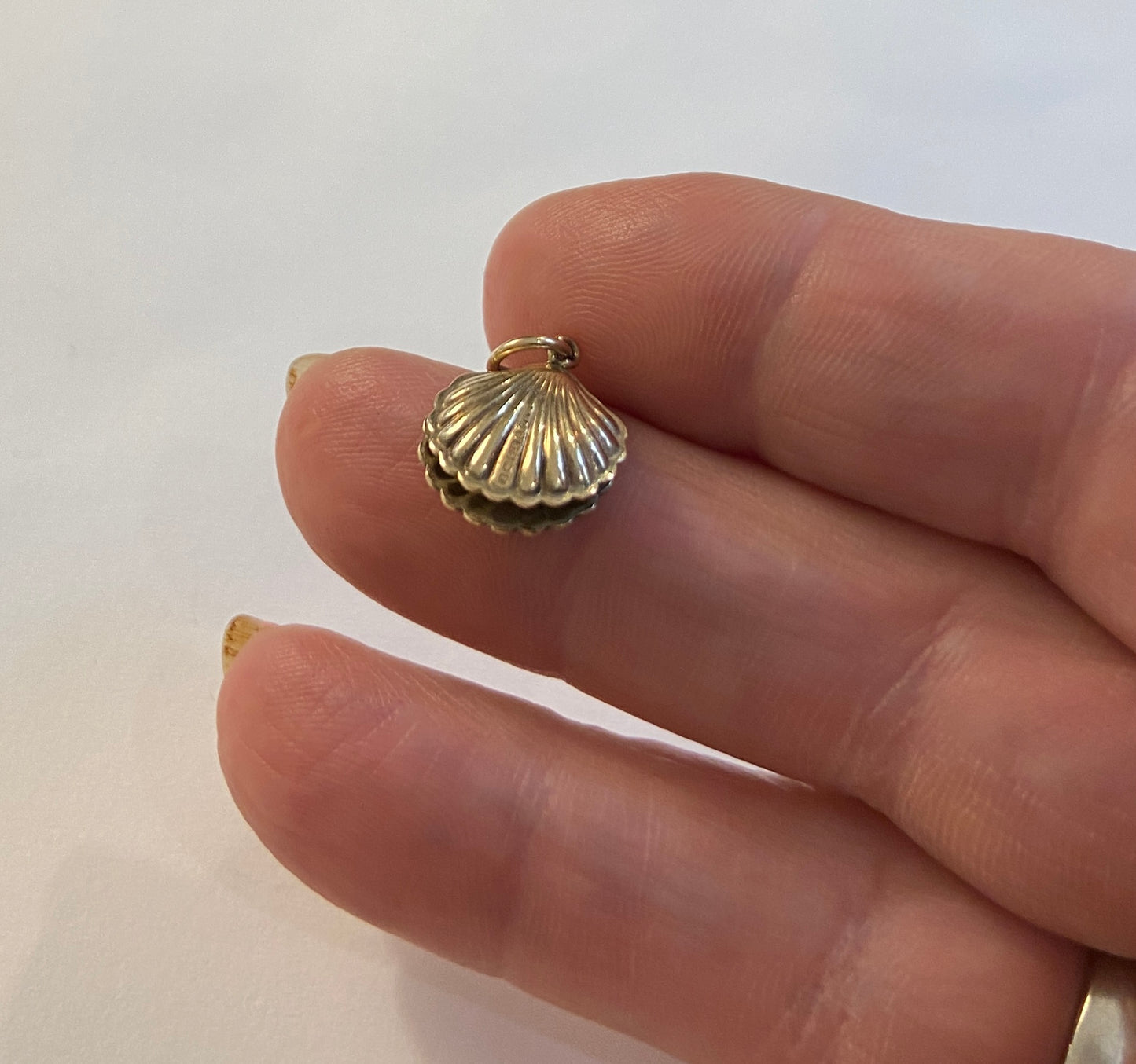 9ct vintage shell charm with pearl. circa 1974 maker WHC