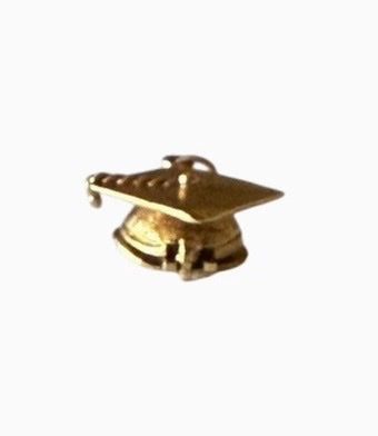 9ct vintage mortar hat, graduation hat  circa 1975 London  3.39g
