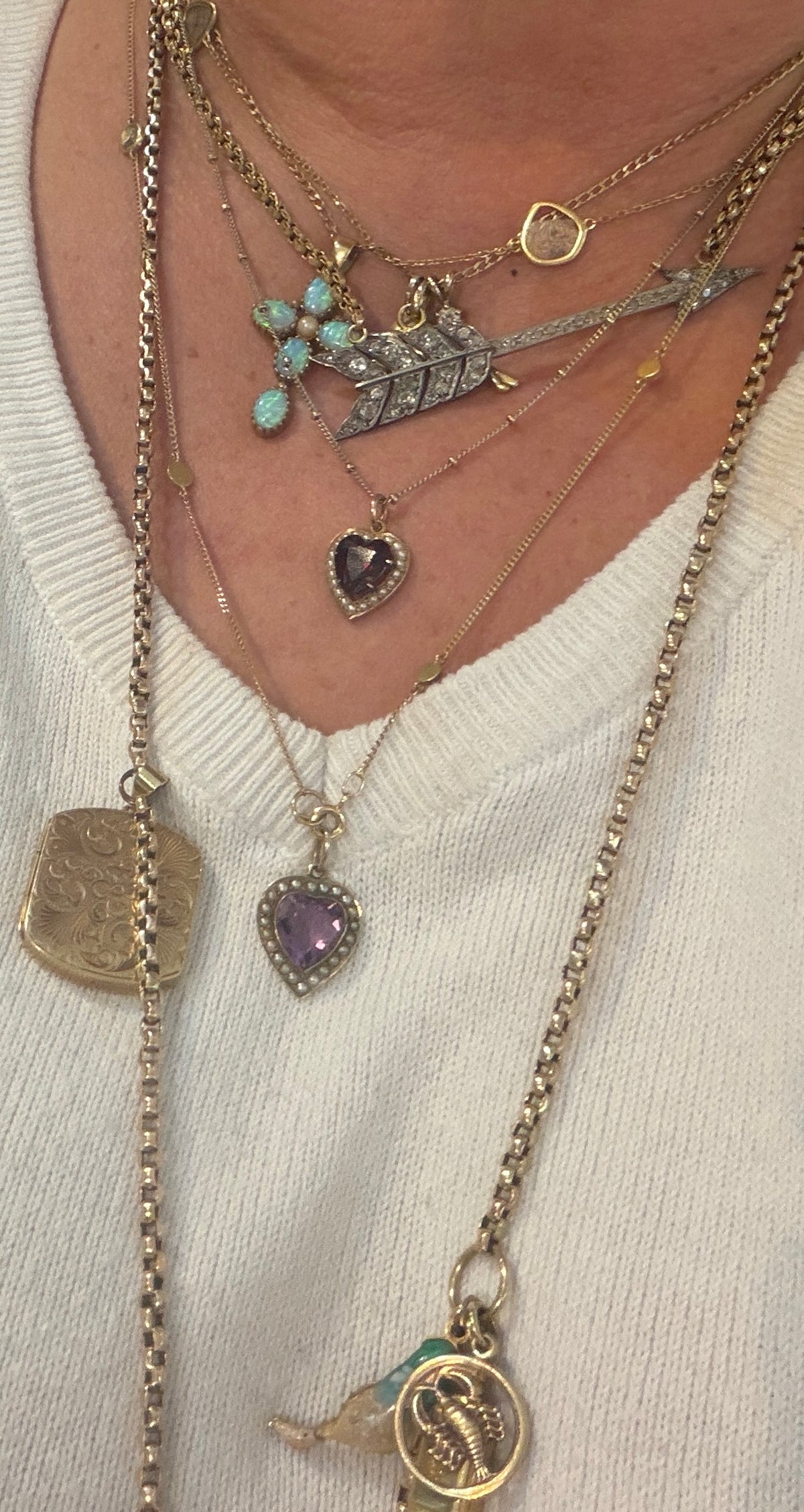 9ct antique red stone and pearl heart charm pendant