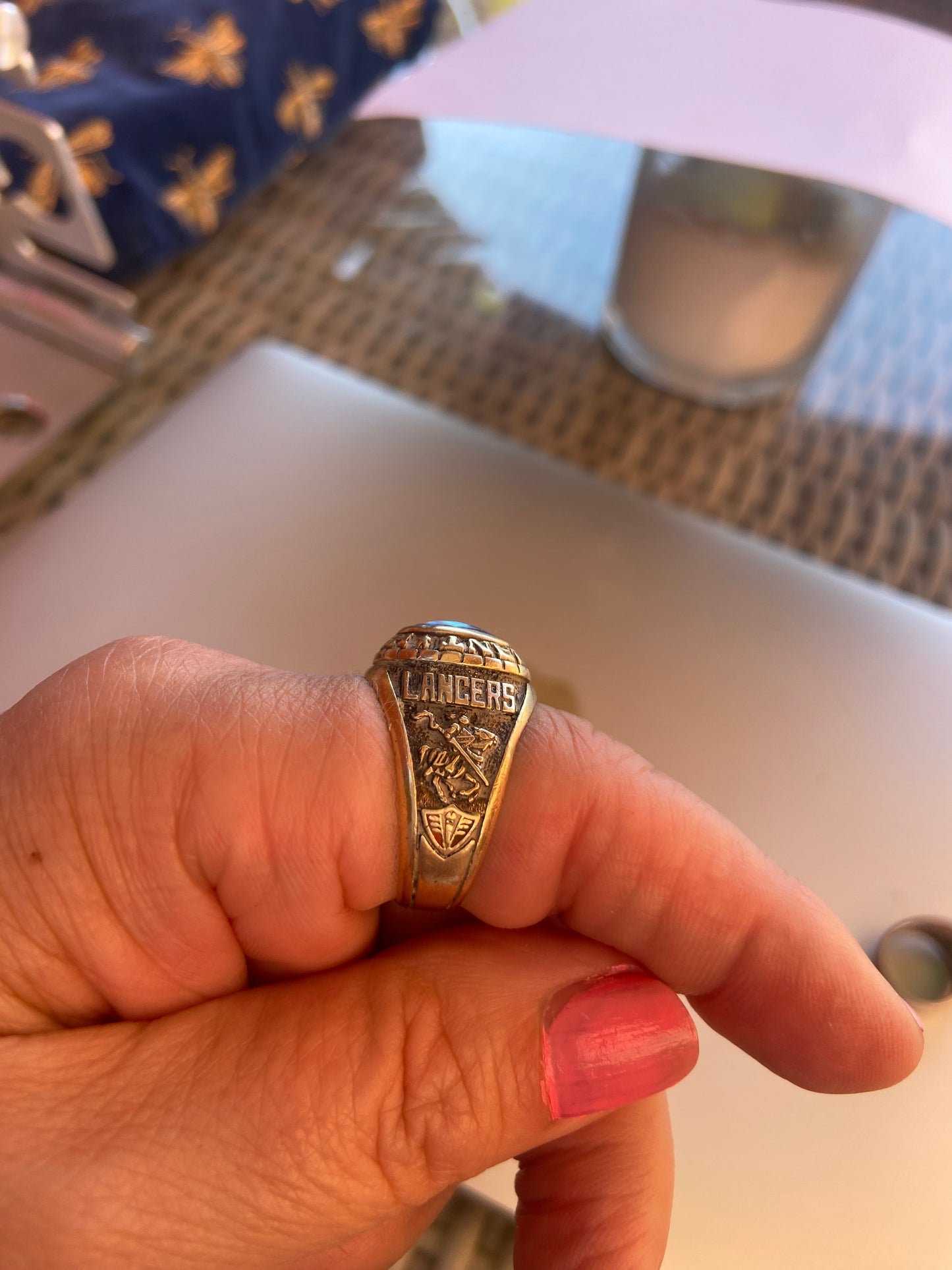 9ct vintage graduation ring circa 1983 ring size T