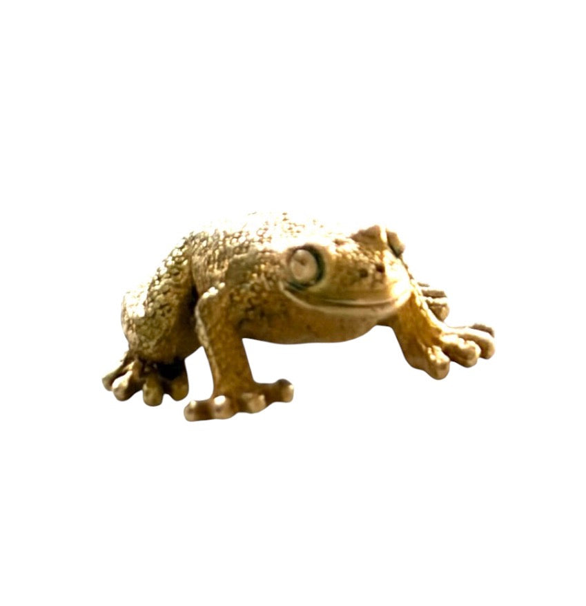 9ct vintage frog charm, citca 1960, solid gold 4.01g