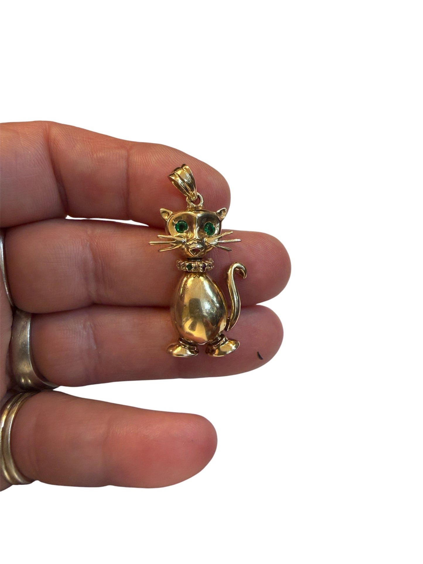 9ct vintage cat charm / pendant, articulated 7.11g