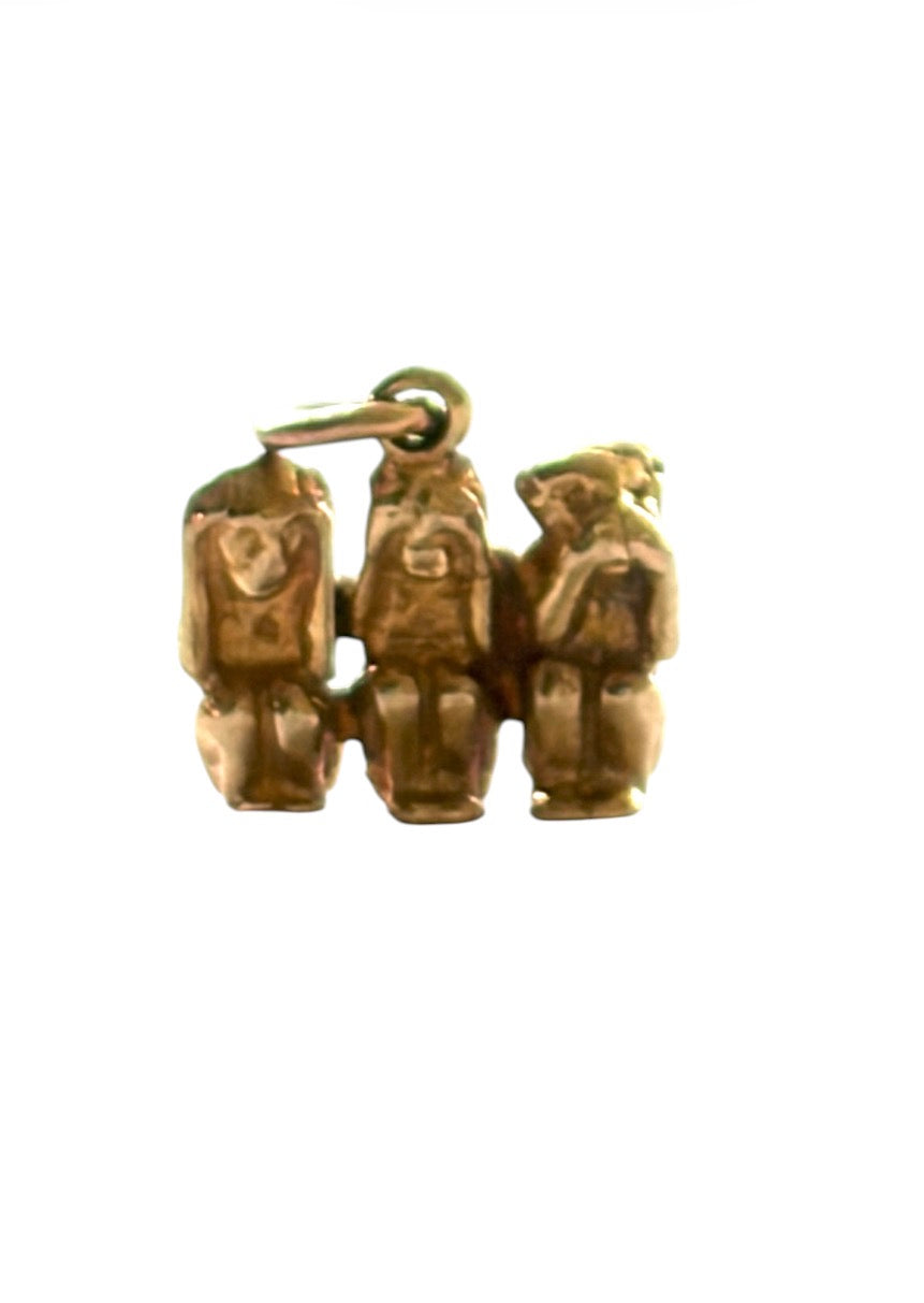 9ct vintage three monkey charm, 3.97g birmingham 1971