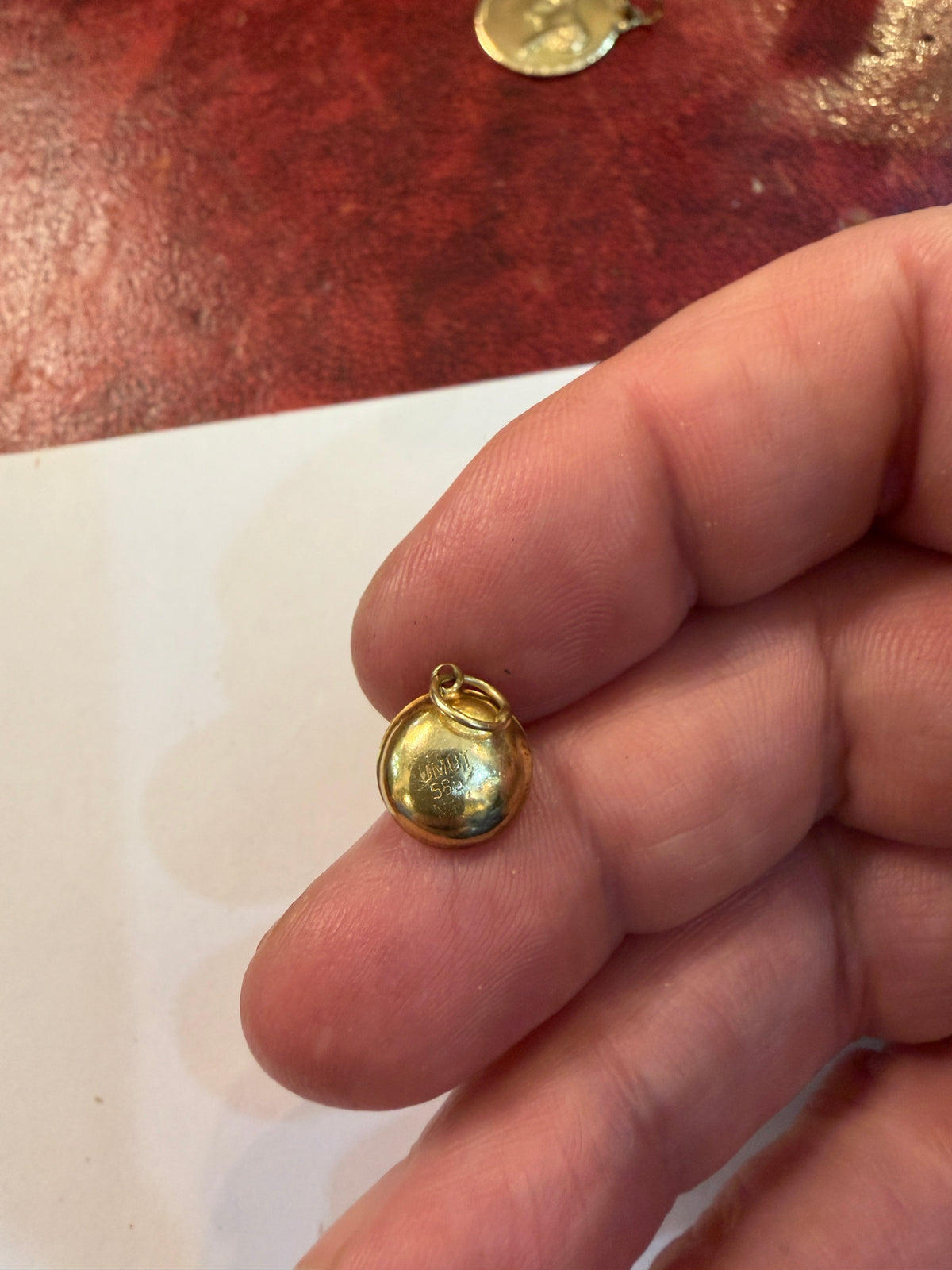 14ct 585 preowned round evil eye charm / pendant 0.65g