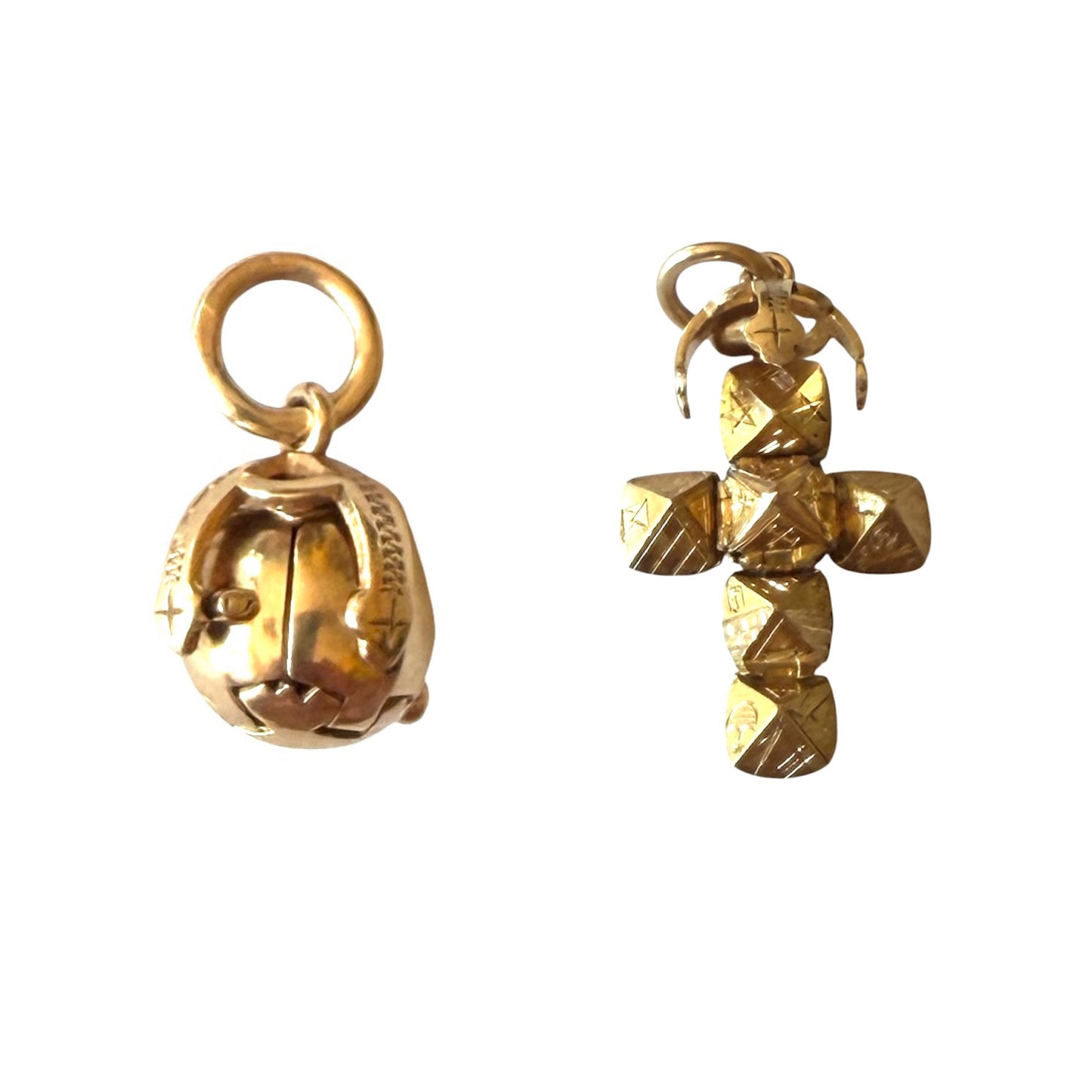 9ct solid gold vintage masonic ball  charm / pendant 3.89g