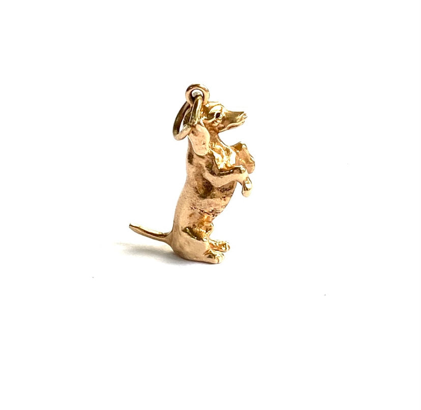 14ct 585 vintage gold dachshund charm / pendant