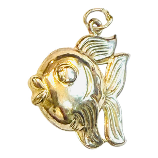 9ct vintage fish charm. hollow 1.2g circa 1987 London