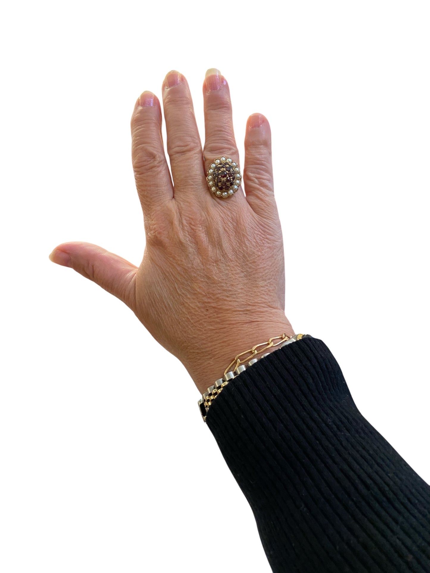 9ct vintage coctail ring with garnets and pearls size L