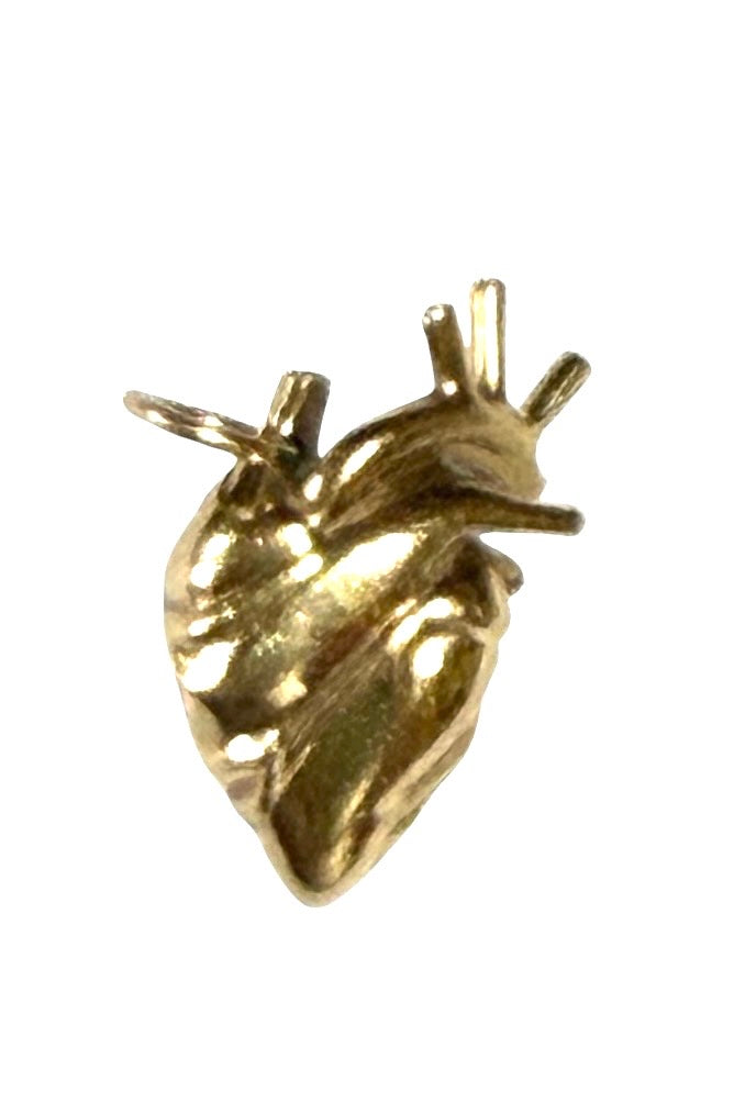 9ct preowned realistic heart charm / pendant 3.93g