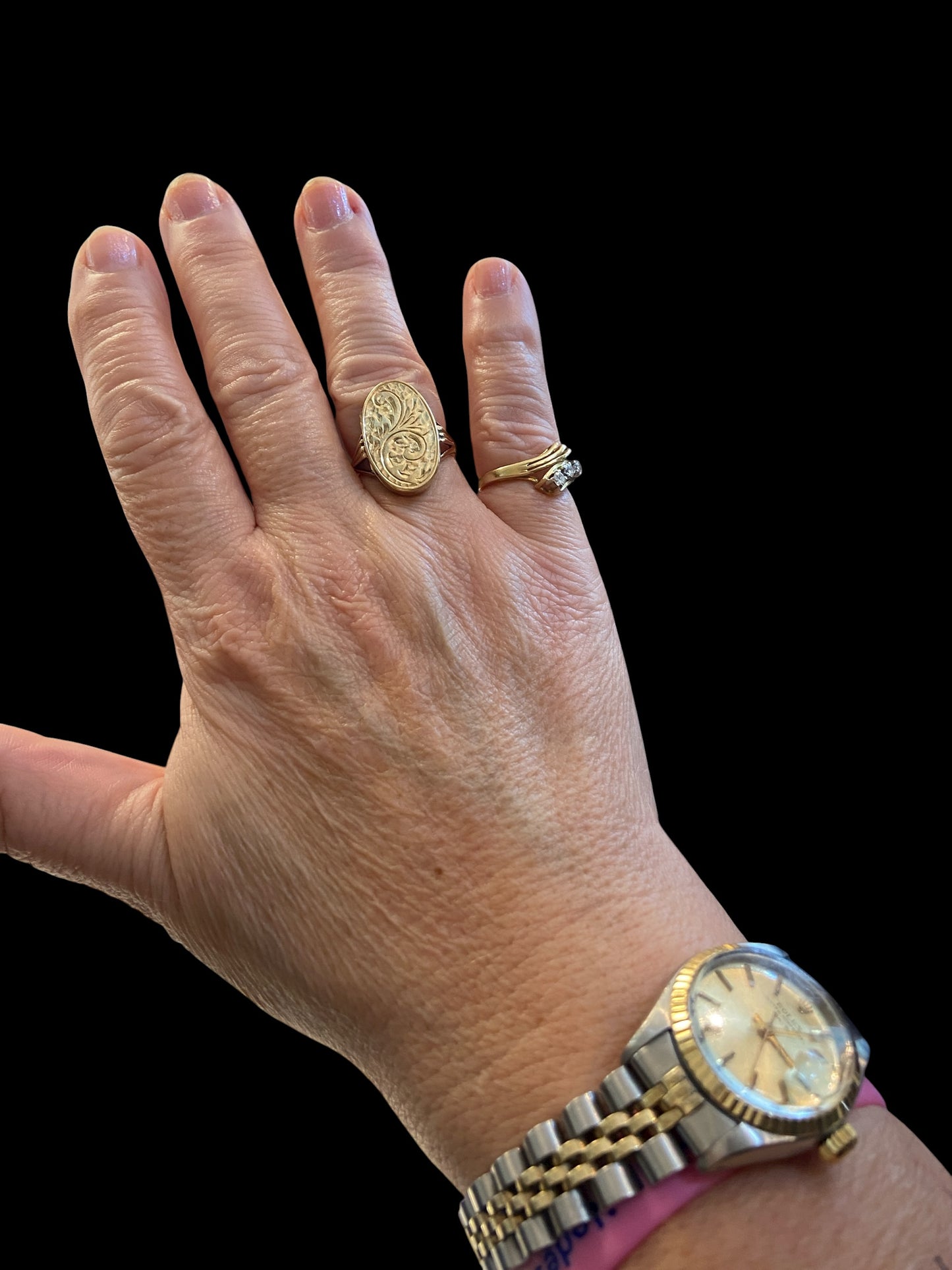 9ct vintage poison ring circa 1972 birmingham size L 5.3g