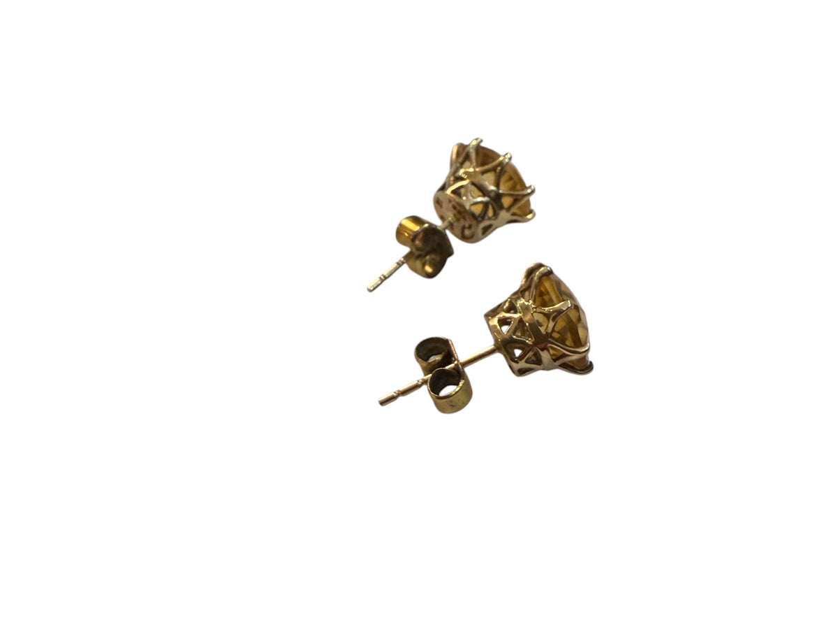 9ct vintage citrine stud earring, 2.0ct each (4.0ct in total )