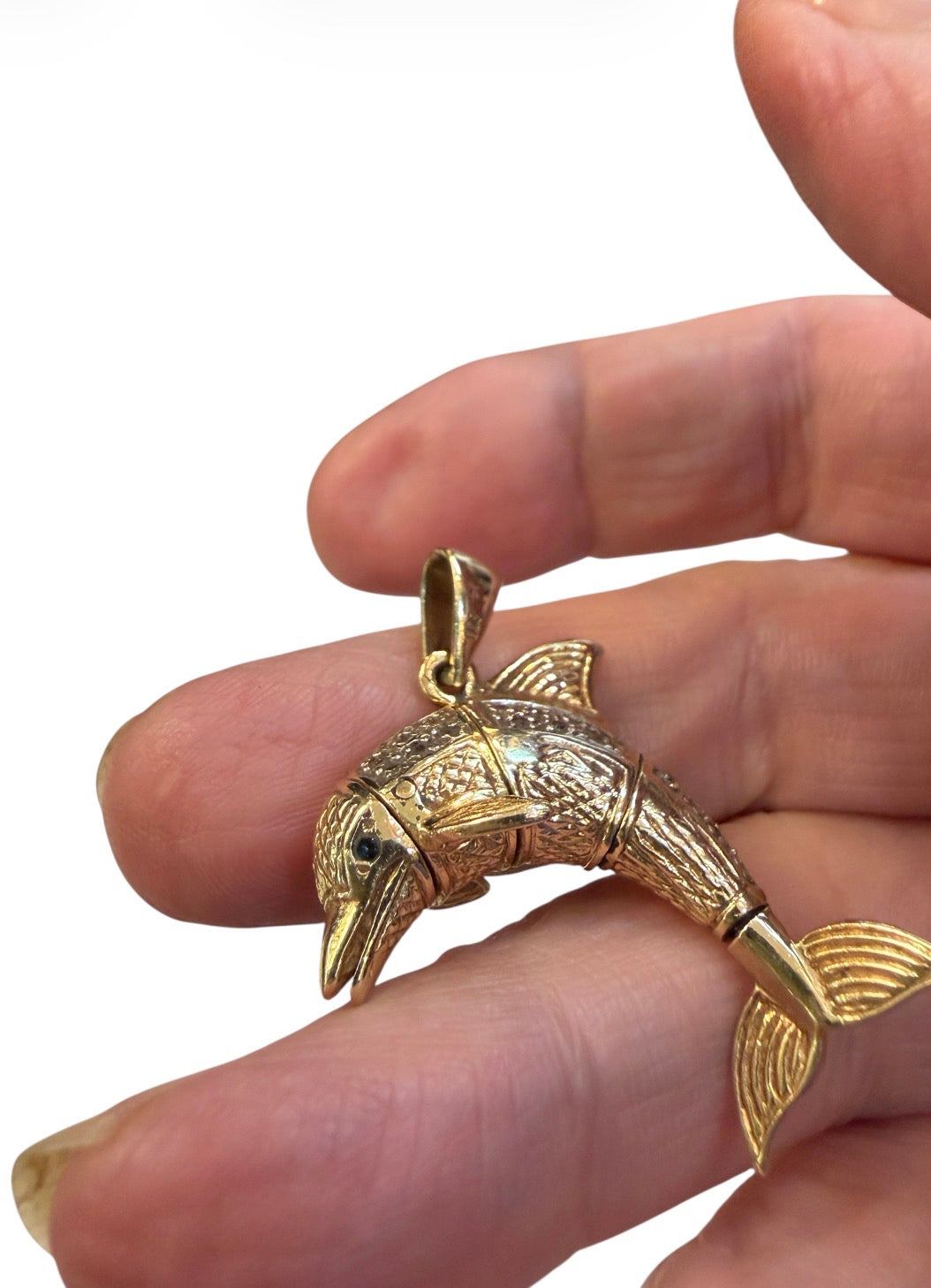 9ct vintage dolphin charm - pendant large 8.5g