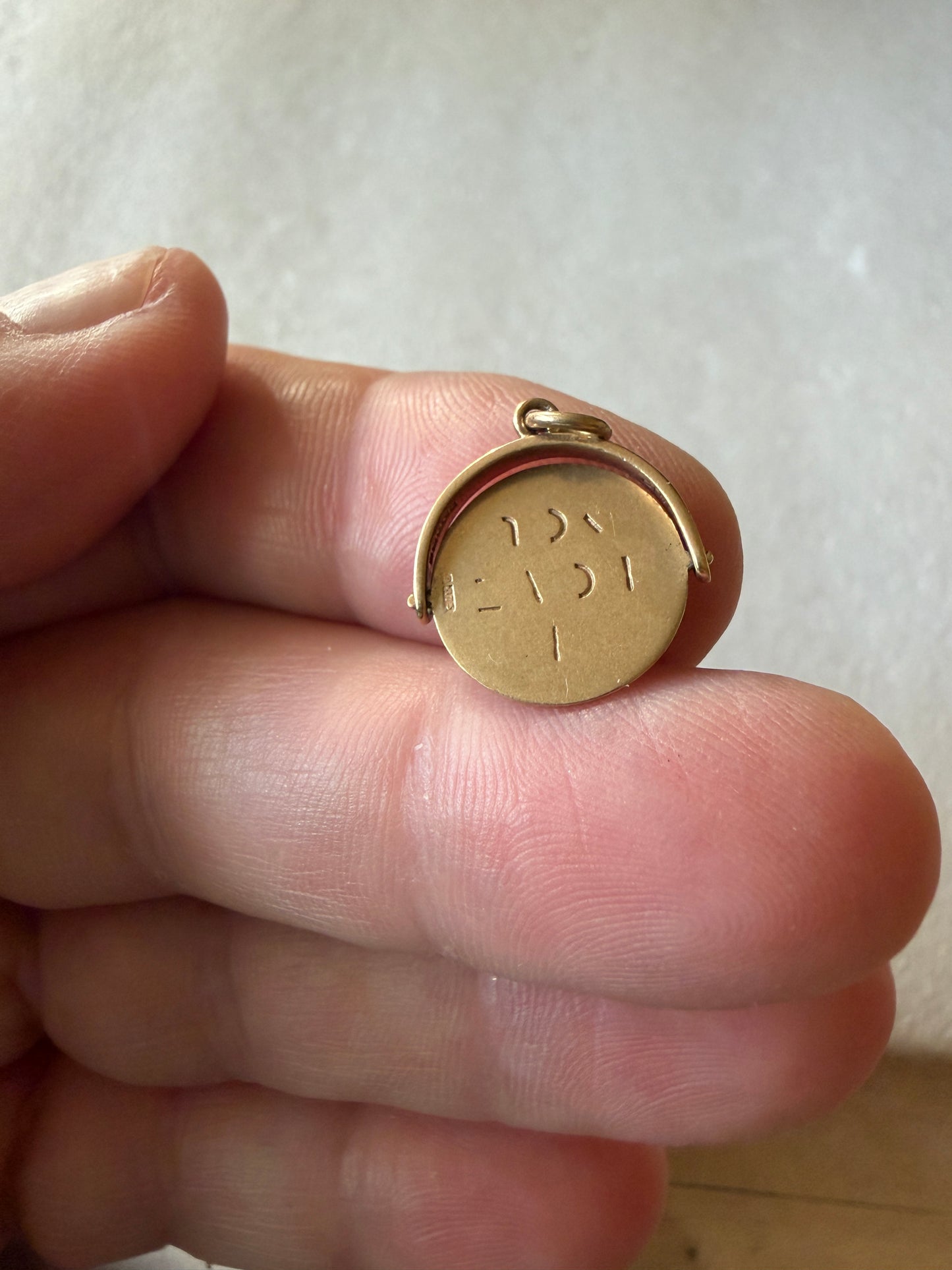 9ct vintage ' i love you spinner ' charm / pendant circa 1963 by WJP, 1.14g