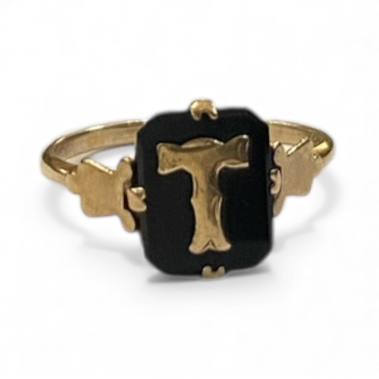 9ct vintage initial T ring, size N set in Onyx