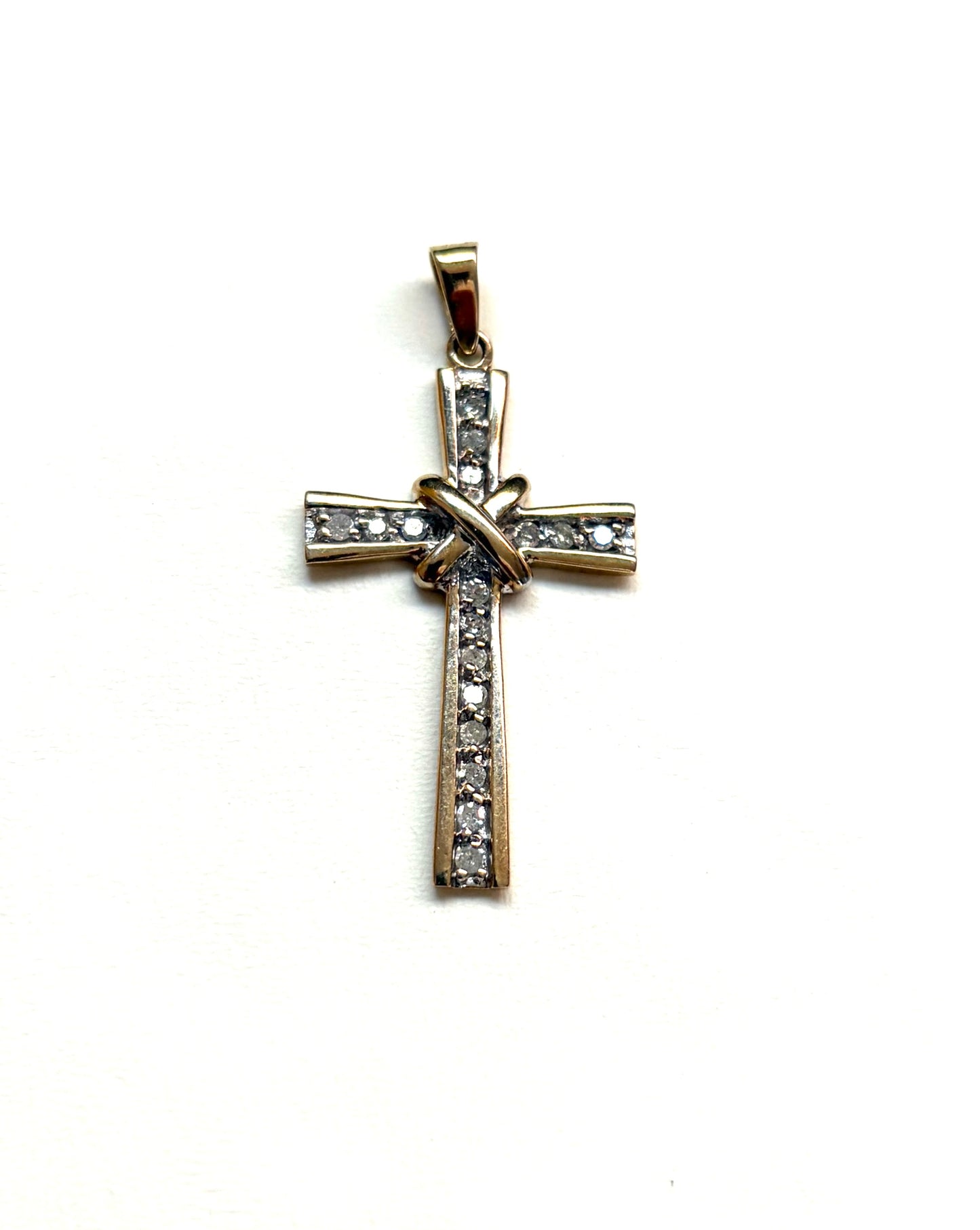9ct vintage diamond cross 0.25ct diamonds maker SG