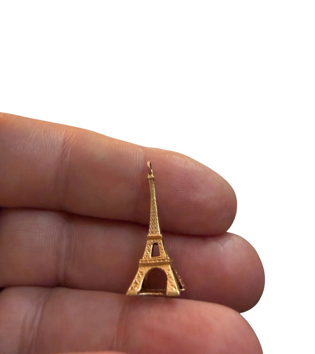 9ct vintage Eiffel tower charm /pendant 1.0g