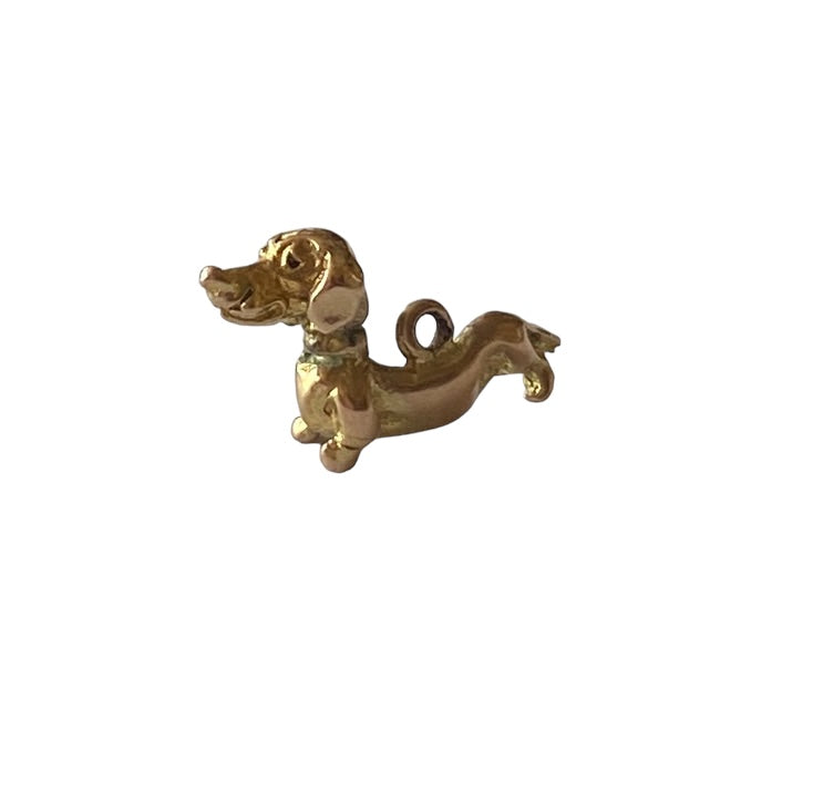 9ct vintage dachshund charm / pendant circa 1952