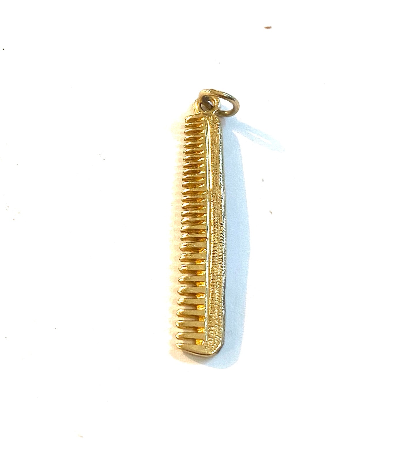 9ct 375 vintage gold unusual large Comb pendant