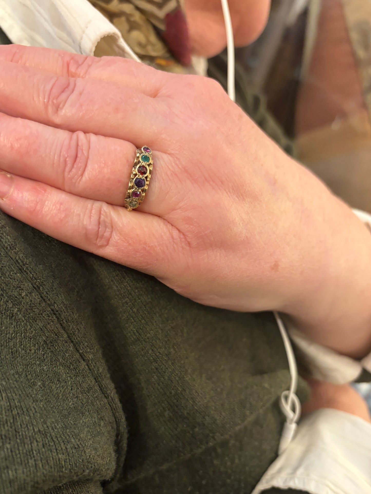 9ct vintage 'REGARD" ring size P 1/2 circa 1983