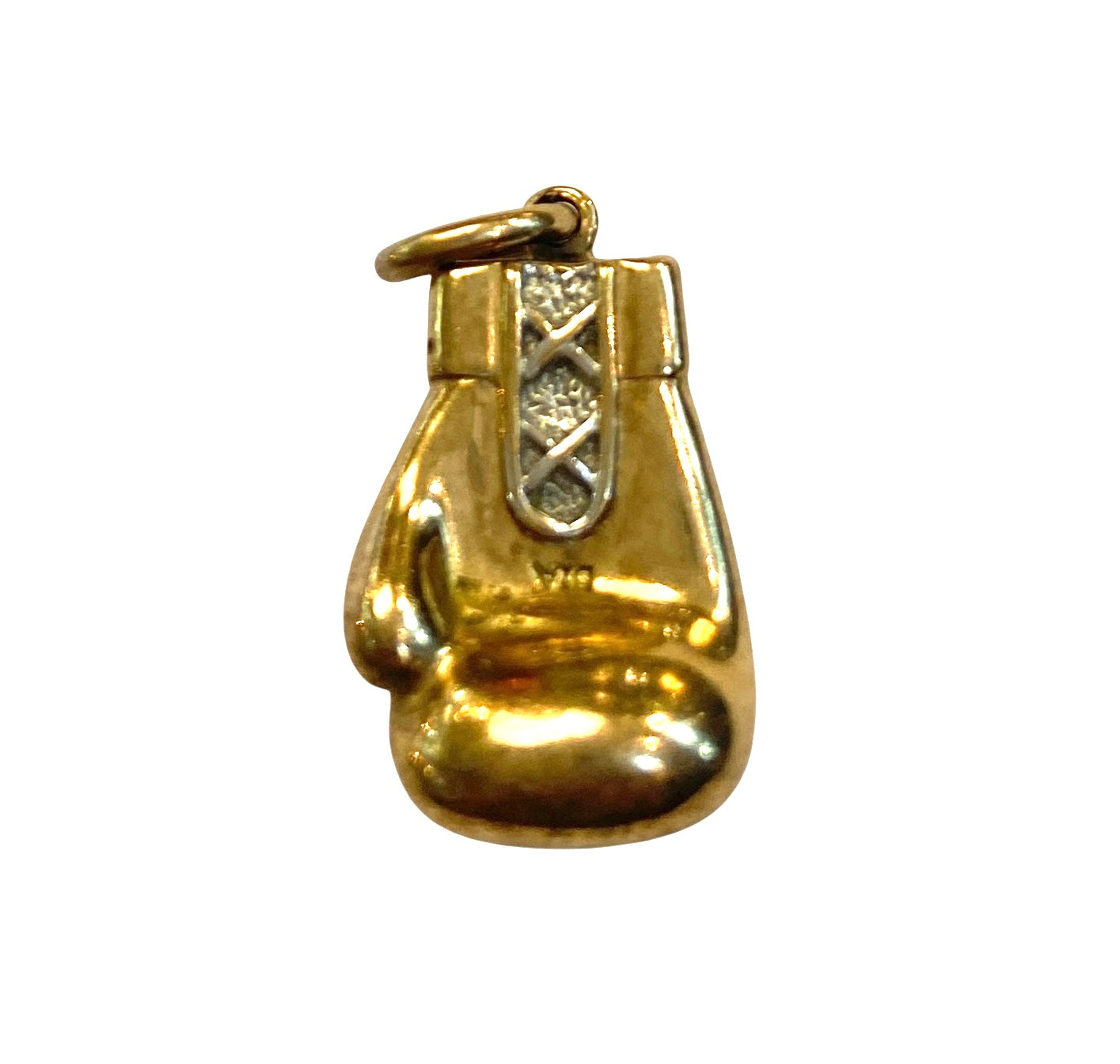 9ct vintage boxing glove charm / pendant with small diamonds 2.9g