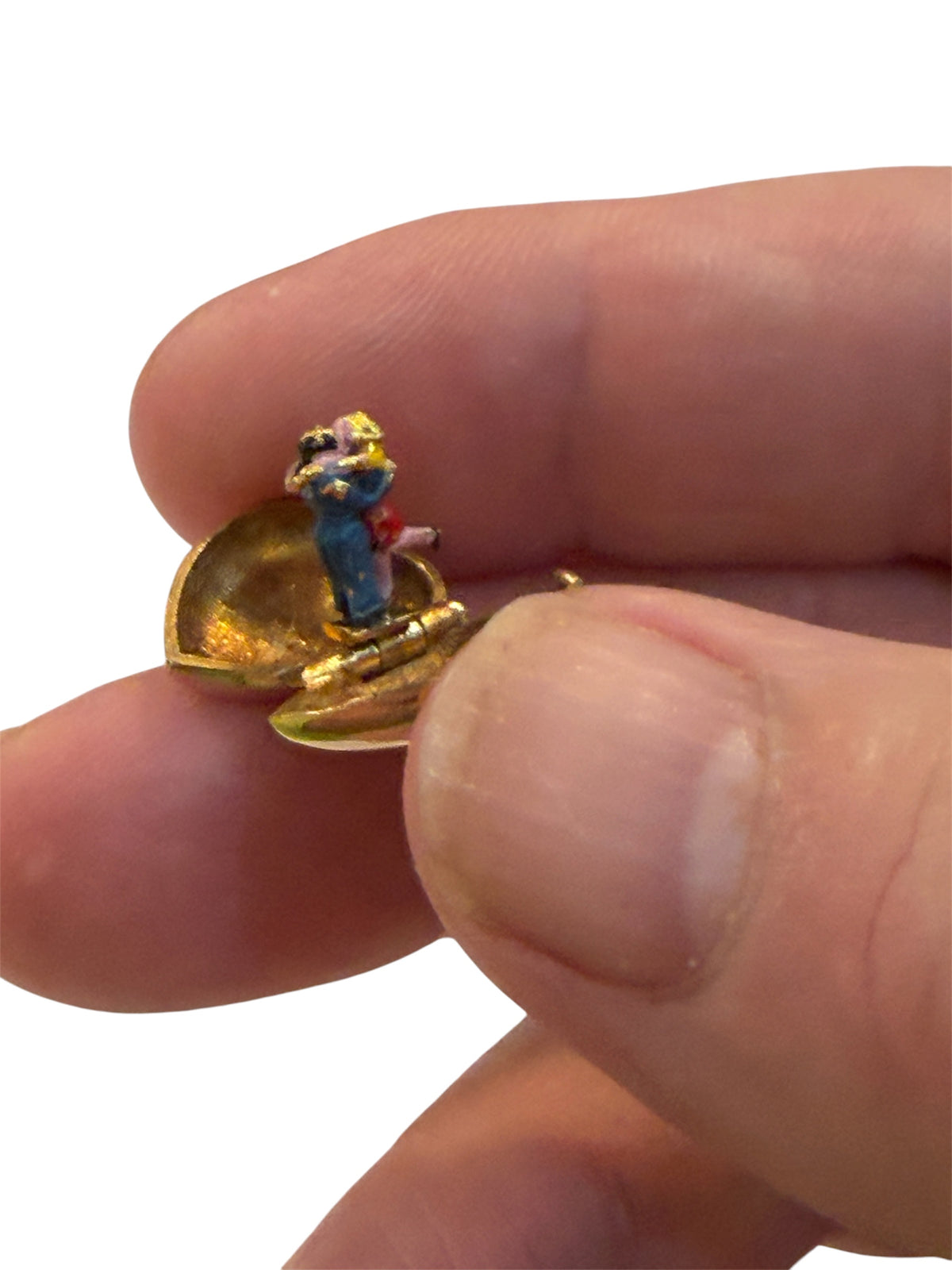 9ct vintage heart charm with couple embracing inside circa 1986 3.3g by ppld