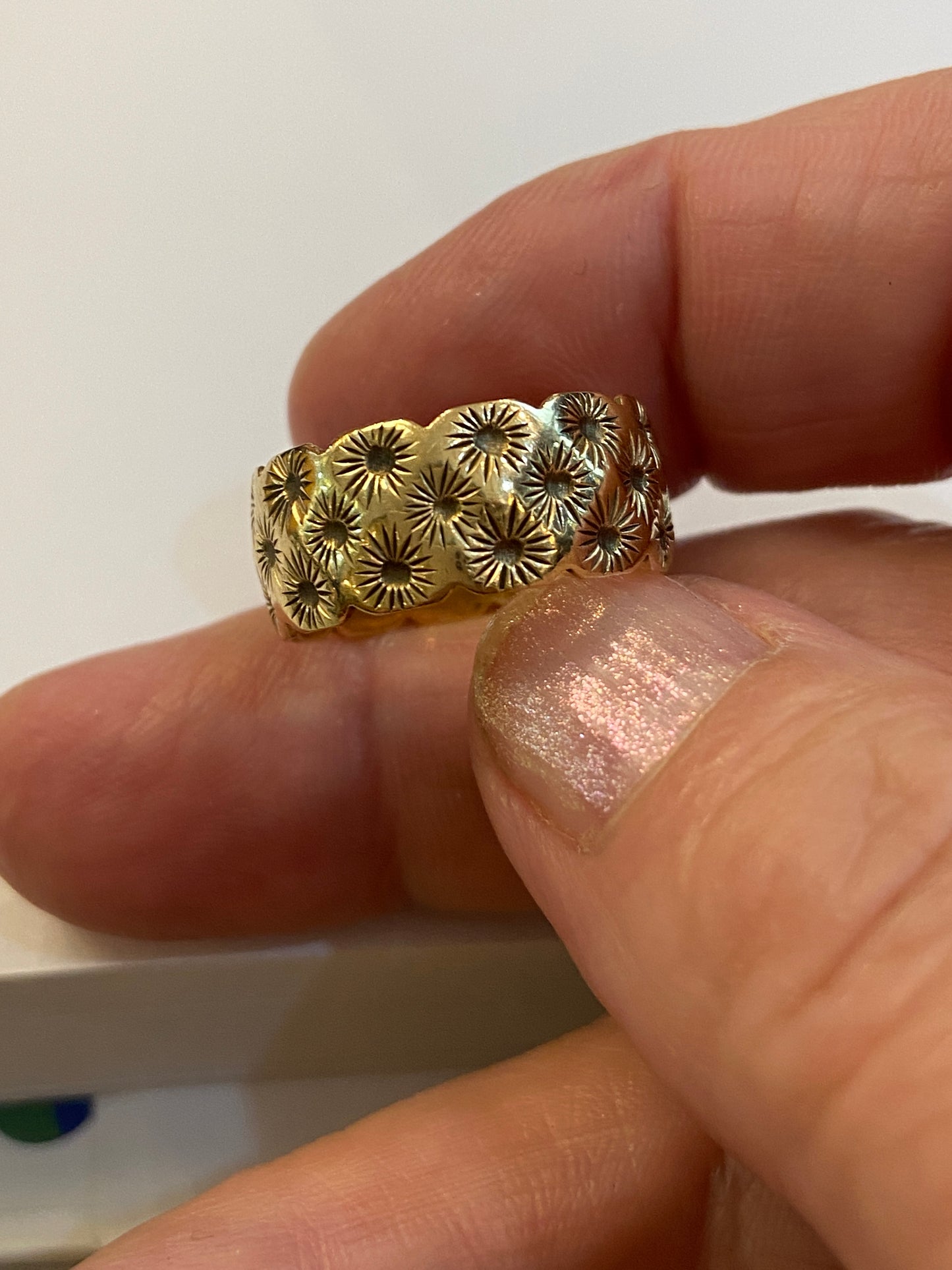 9ct vintage ring , wedding ring , size N 1/2 circa 1971